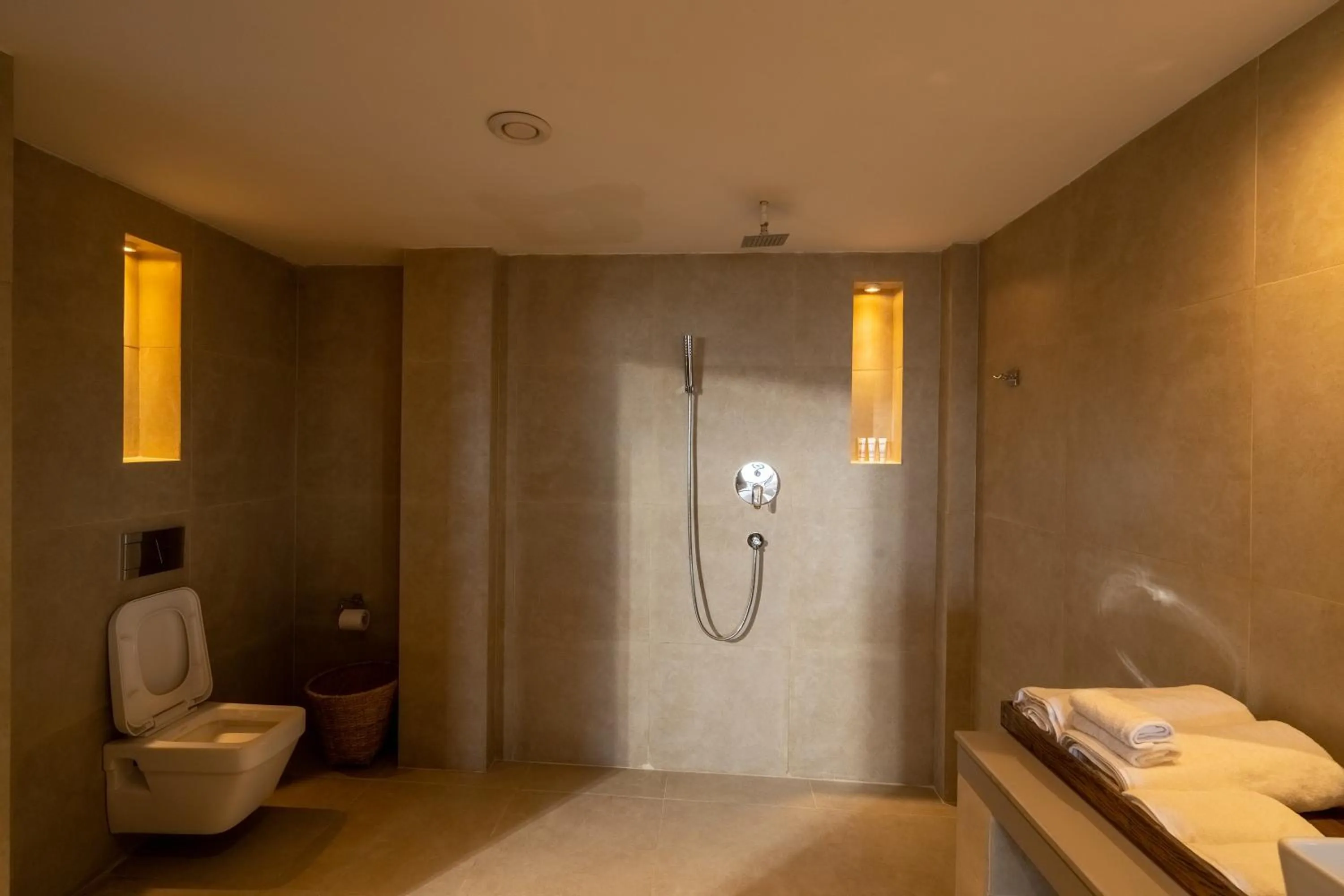 Bathroom in Nana Mountain Resort Mt Annapurna View