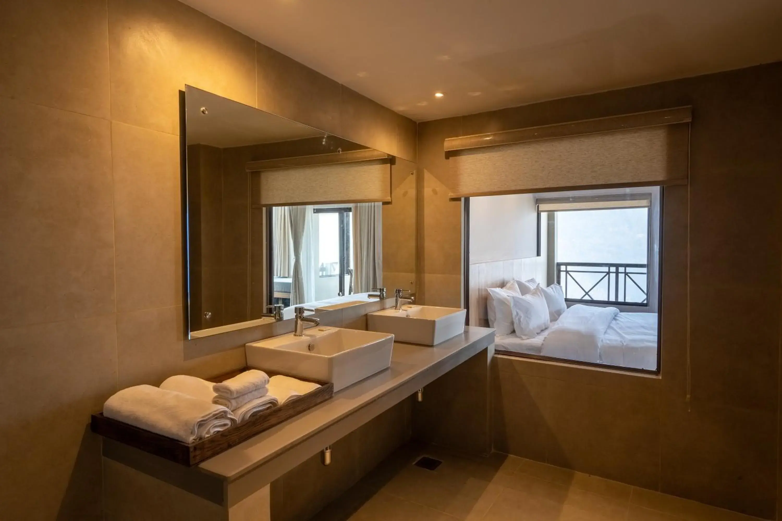 Bathroom, Bed in Nana Mountain Resort Mt Annapurna View Bathroom, Bed in Nana Mountain Resort Mt Annapurna View