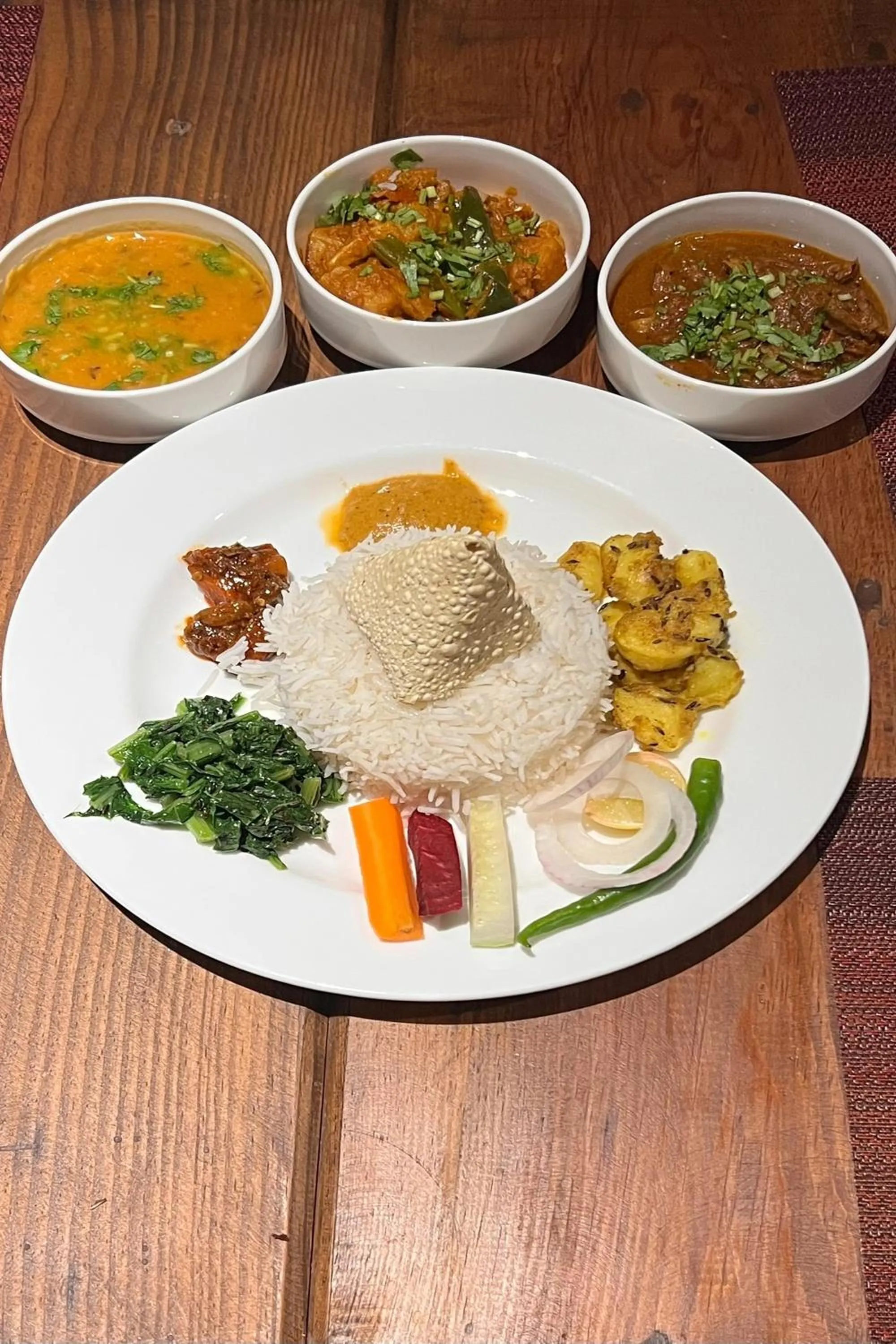 Food and drinks in Nana Mountain Resort Mt Annapurna View