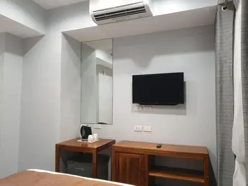 Leez Inn Makati Leez Inn Makati