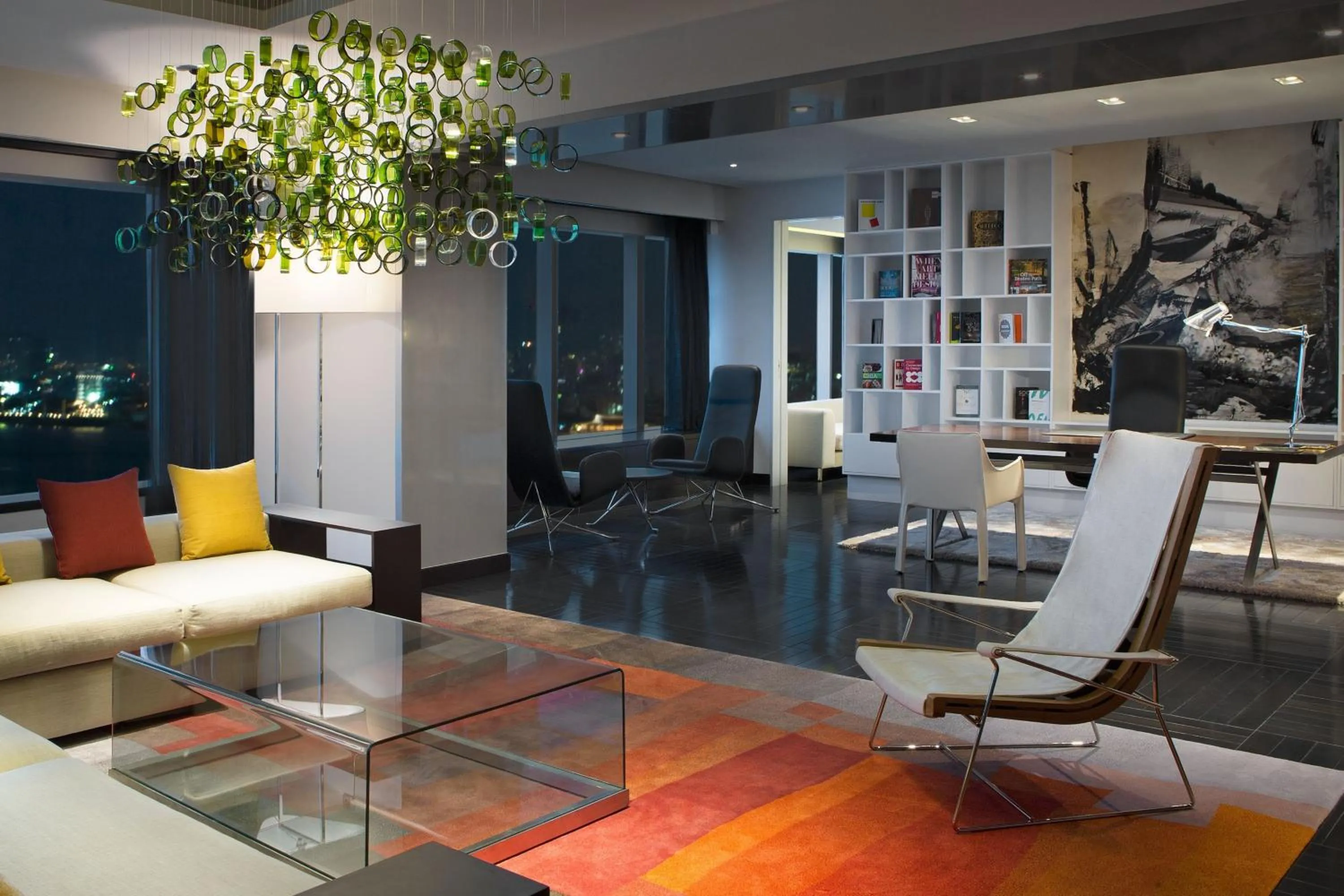 Living room in Le Meridien Saigon