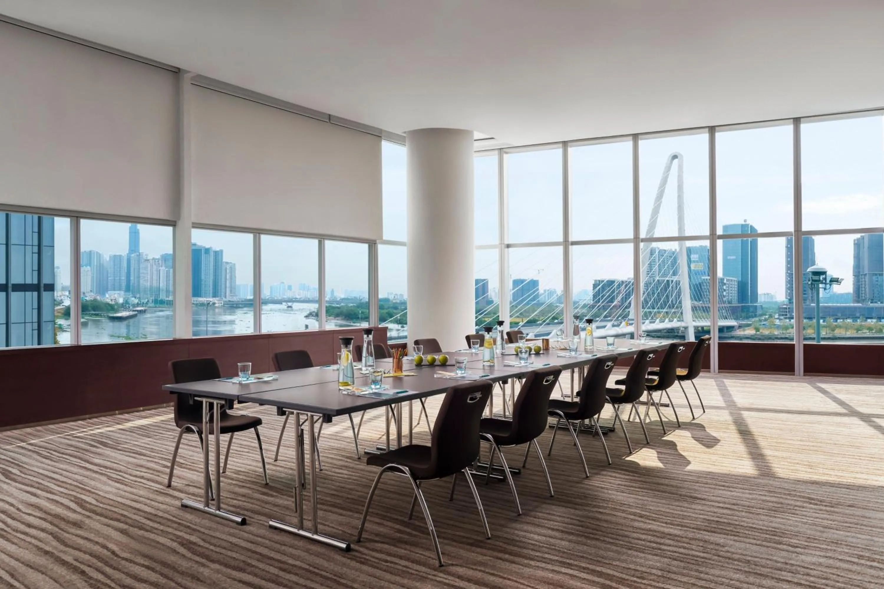 Meeting/conference room in Le Meridien Saigon