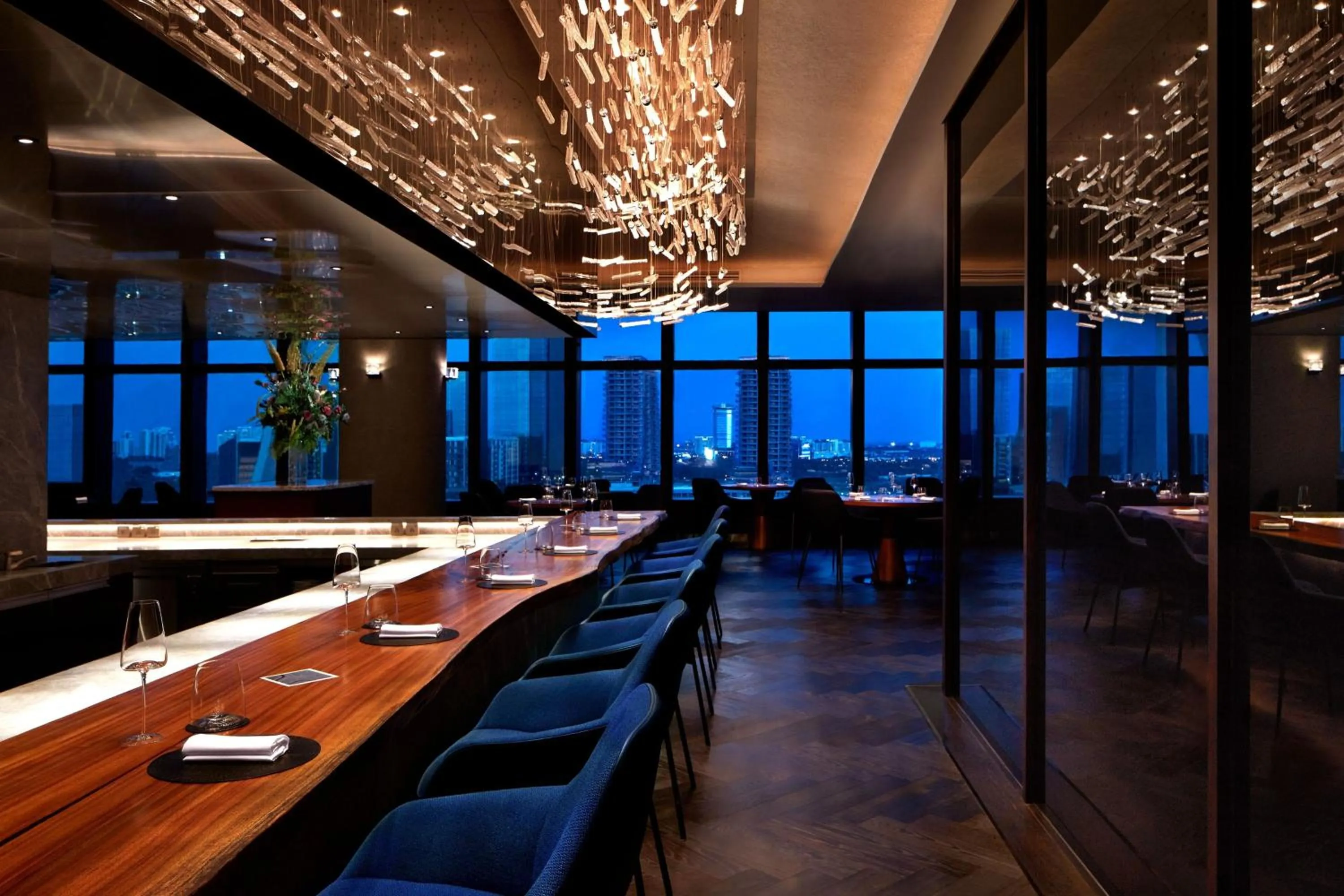 Restaurant/places to eat in Le Meridien Saigon