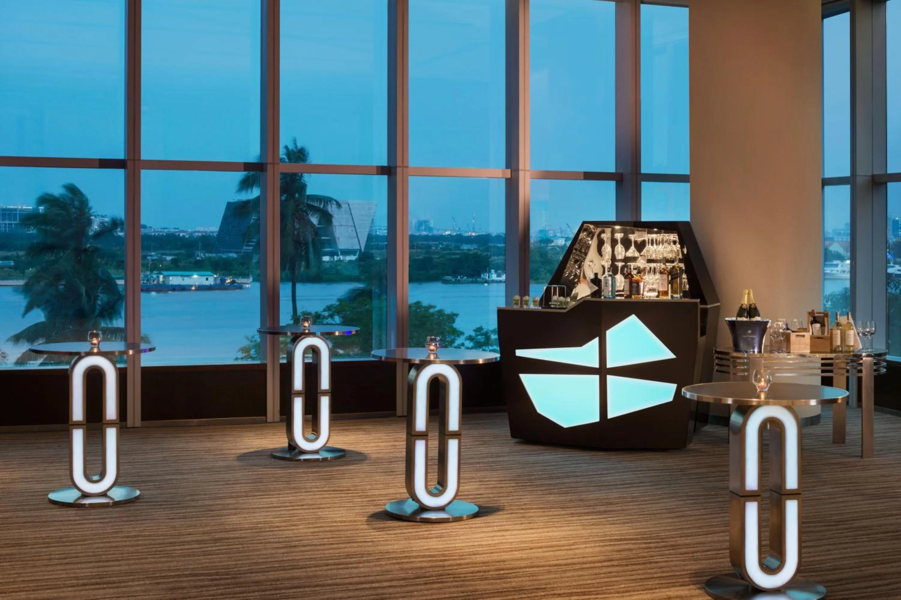 Meeting/conference room in Le Meridien Saigon