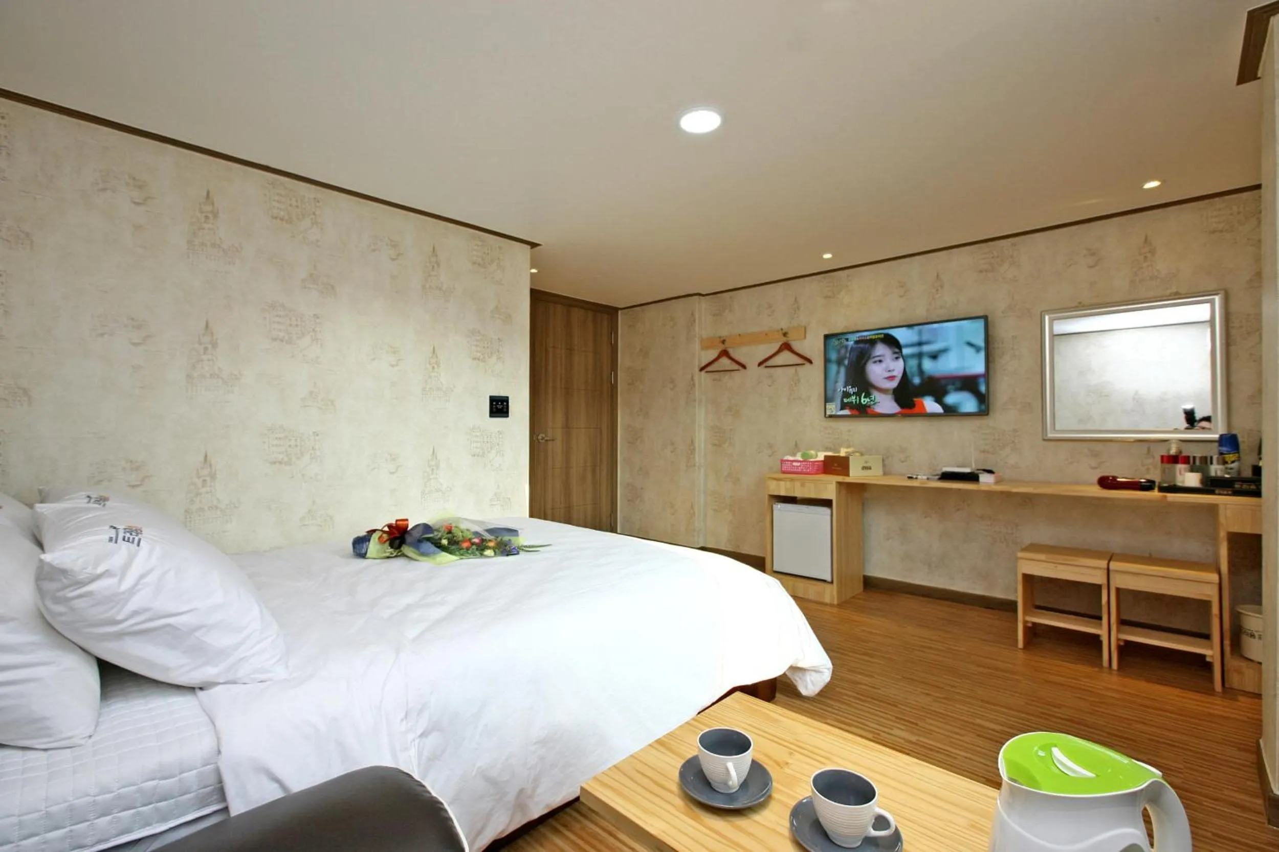 Bedroom, Bed in Traum Hotel & Condo