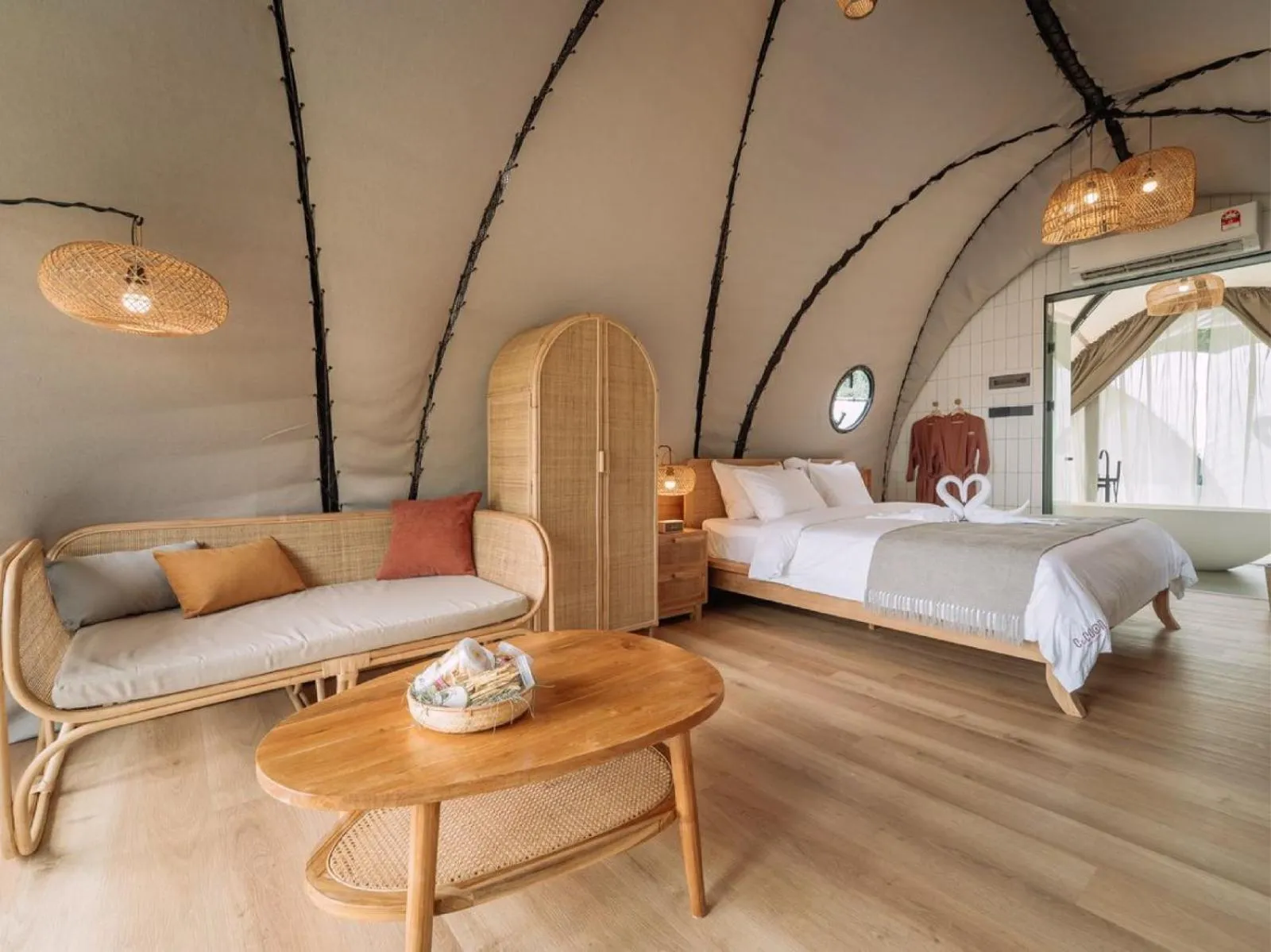 Bedroom, Bed in Cocoon Resort Kuching