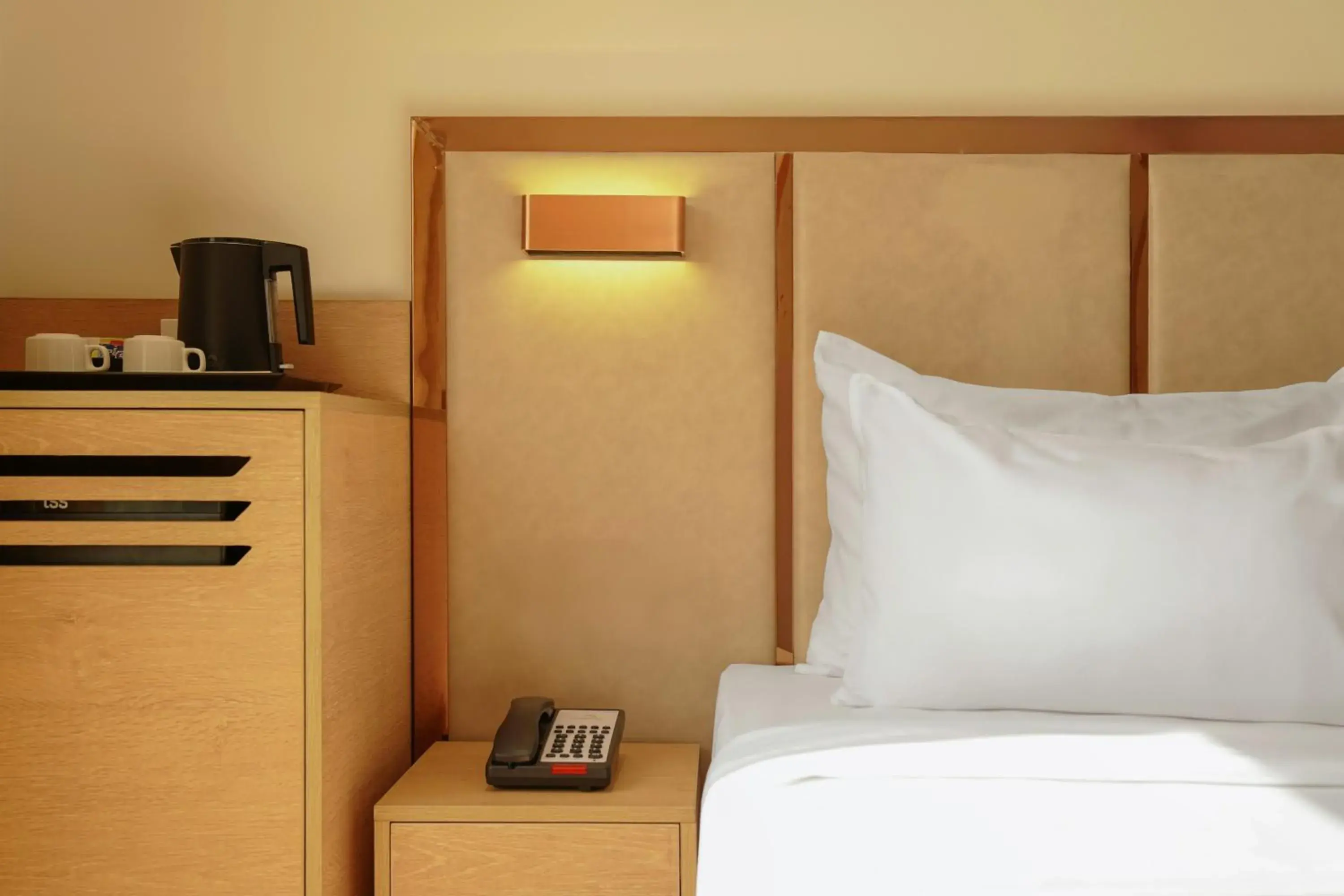 Bed in Clarks Inn Indore Bed in Clarks Inn Indore