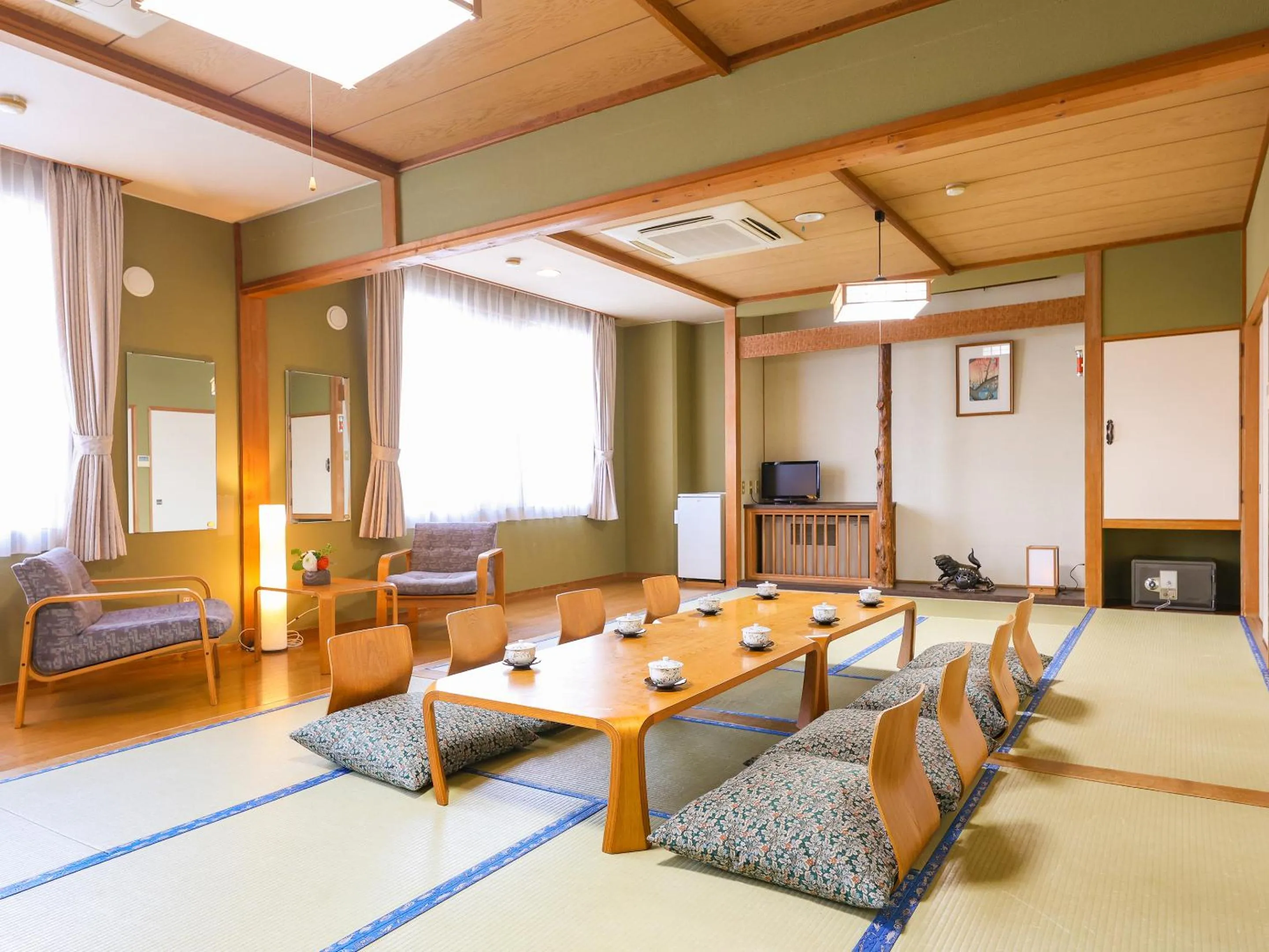 Photo of the whole room in Sasai Hotel