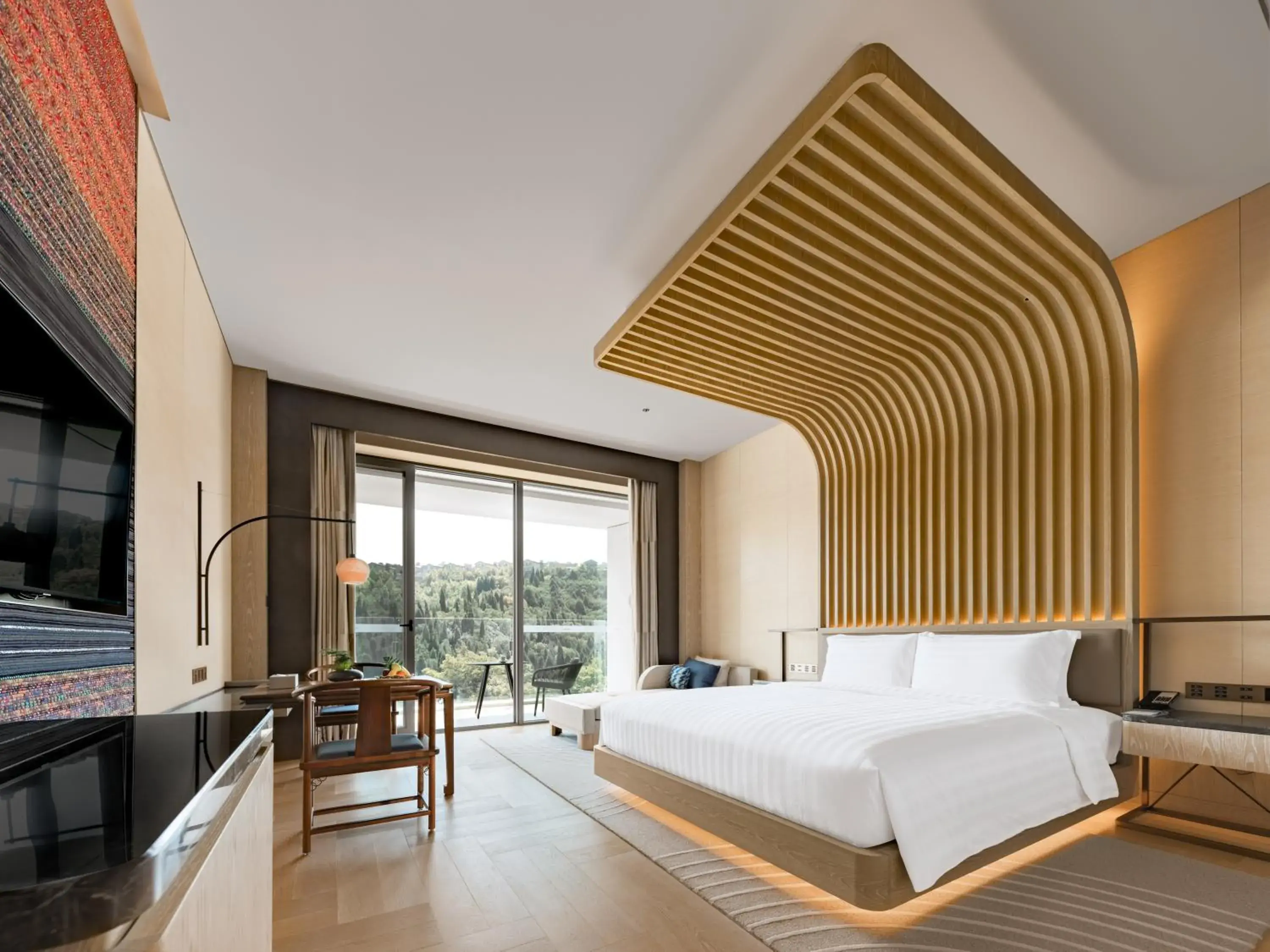 King Room with Lake View in Lakeview Hotel Yulongwan Kunming King Room with Lake View in Lakeview Hotel Yulongwan Kunming