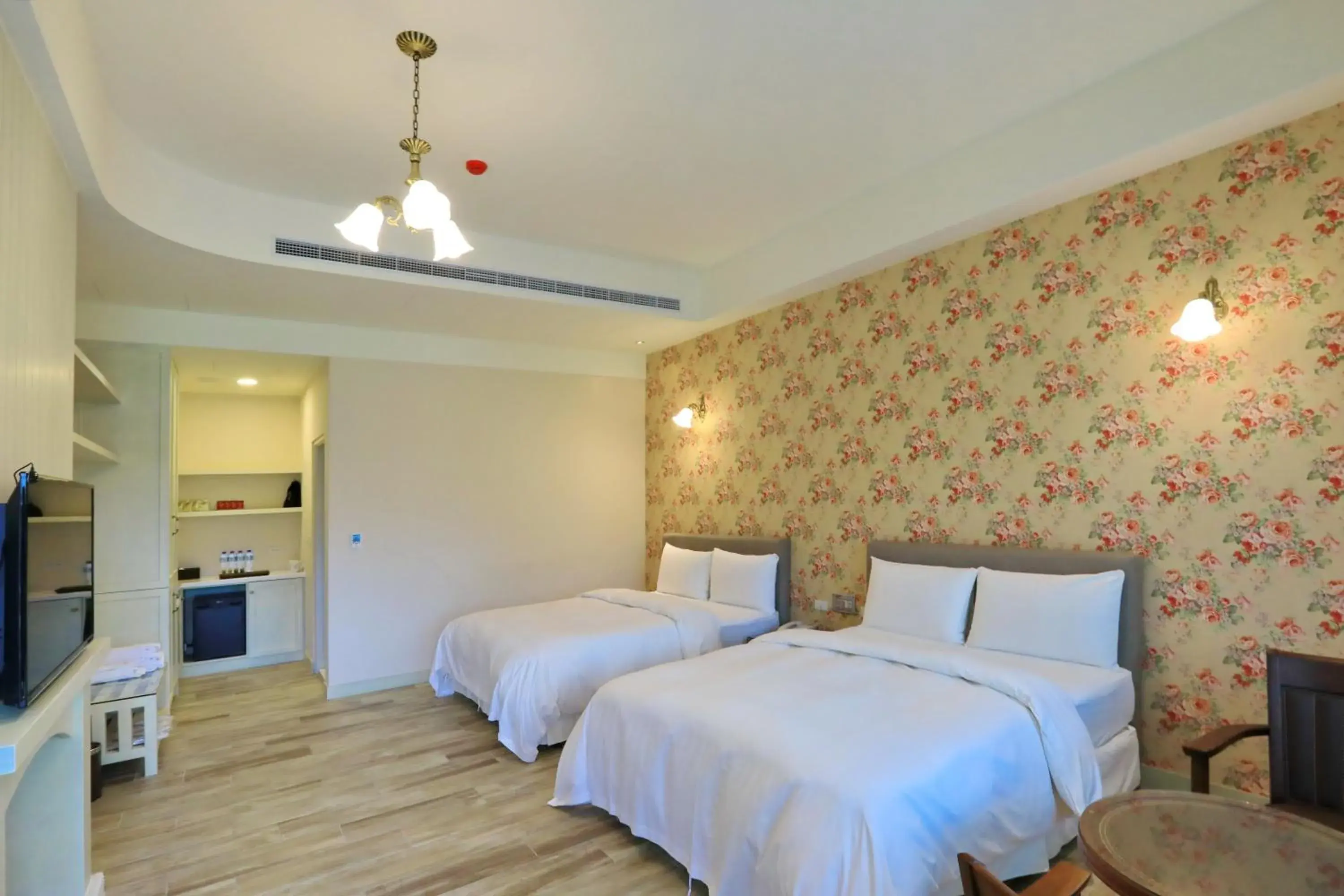 Photo of the whole room, Bed in Yo Shen Jing Resorts Photo of the whole room, Bed in Yo Shen Jing Resorts