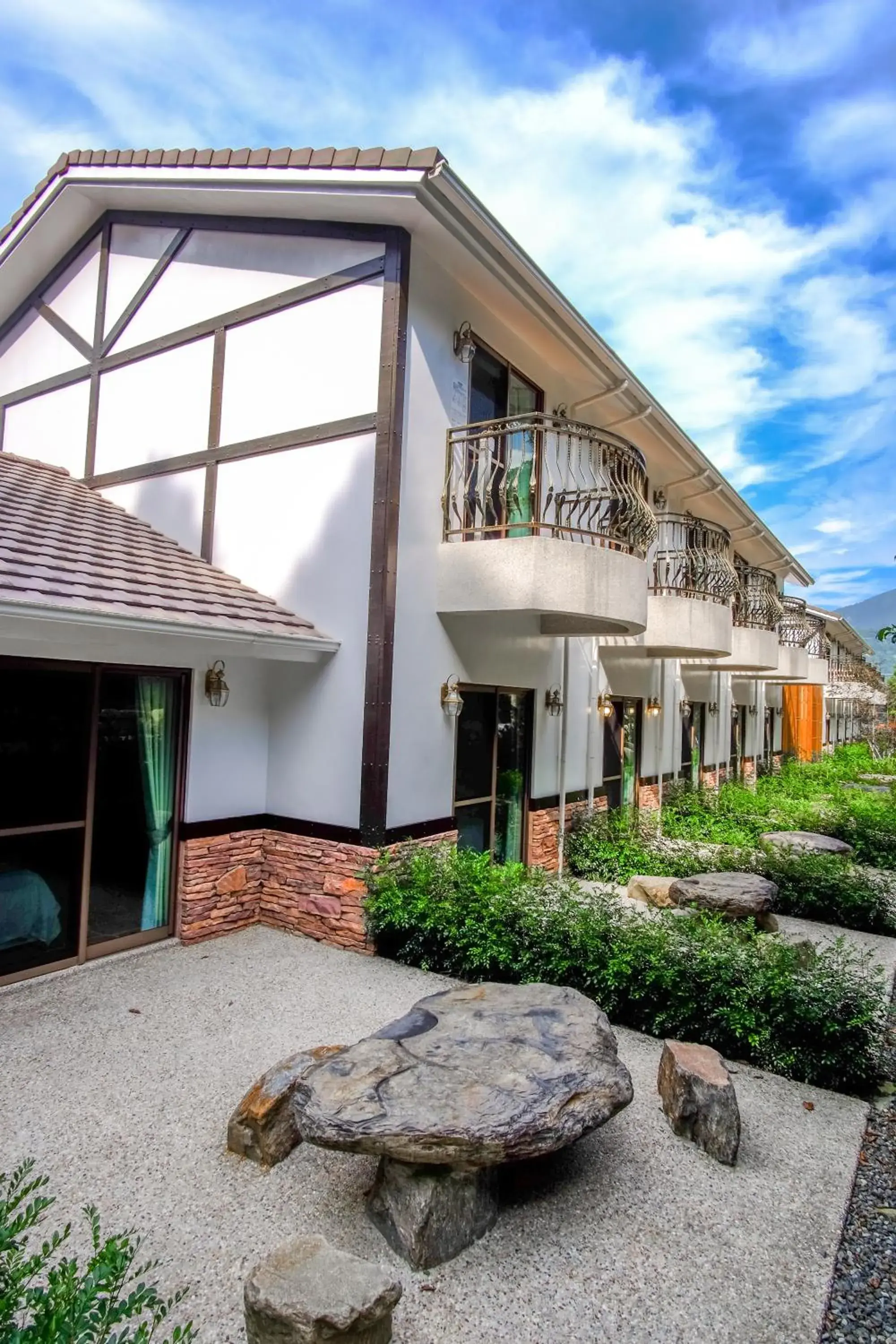 Property building in Yo Shen Jing Resorts Property building in Yo Shen Jing Resorts