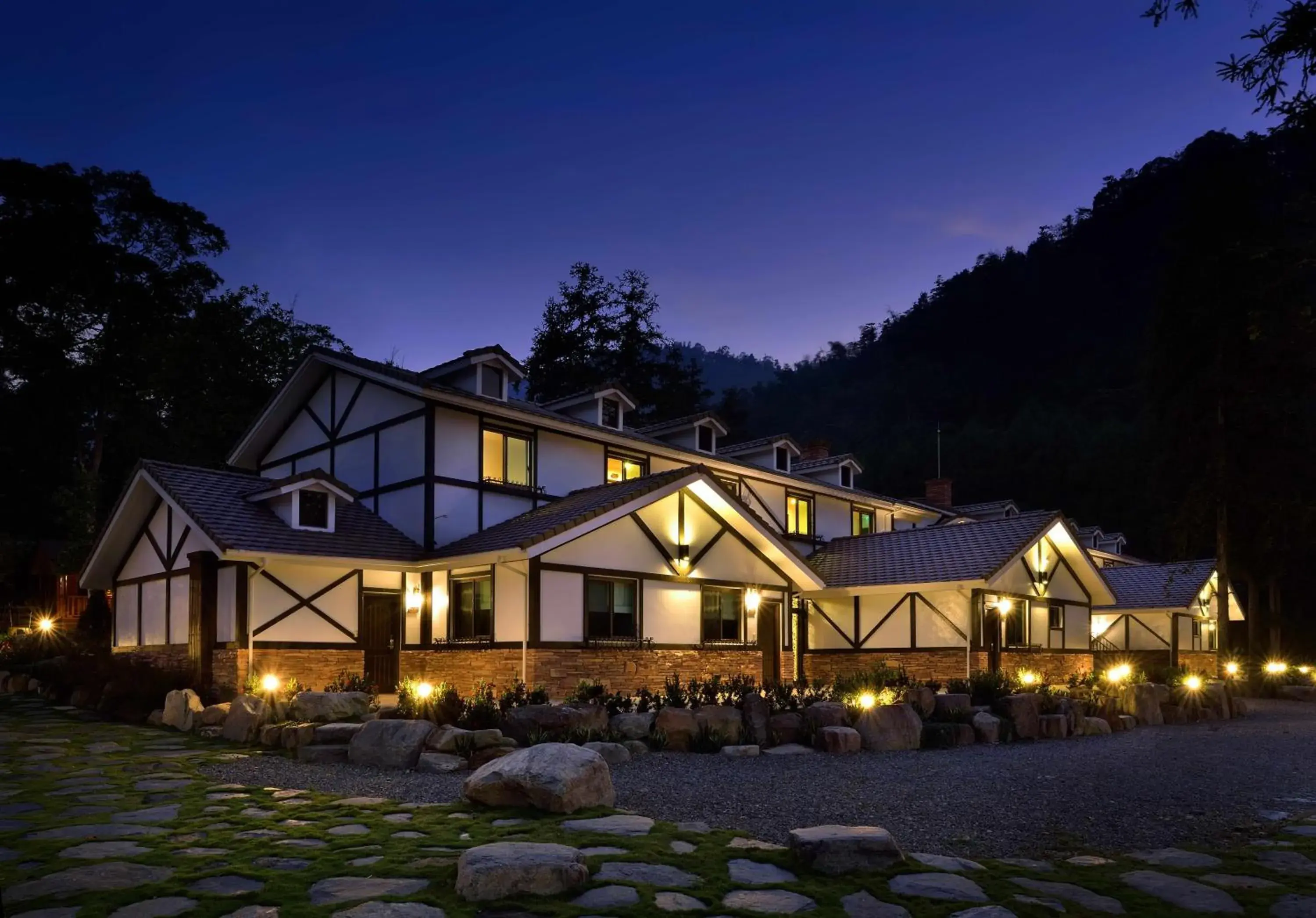 Property building in Yo Shen Jing Resorts Property building in Yo Shen Jing Resorts