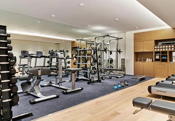 Fitness centre/facilities in Grand Josun Hill Suite