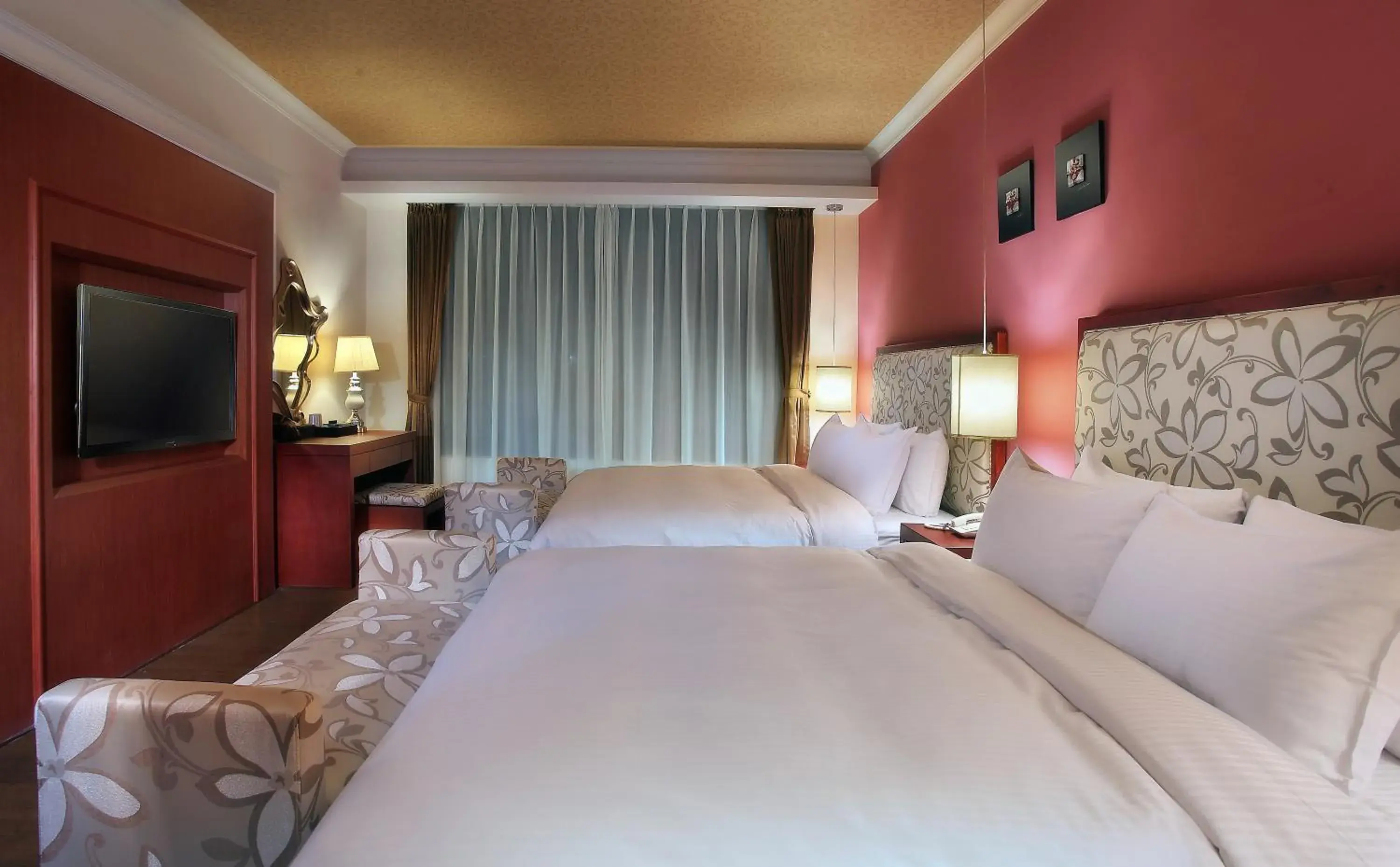 Photo of the whole room, Bed in Hotel Modern Puli Photo of the whole room, Bed in Hotel Modern Puli