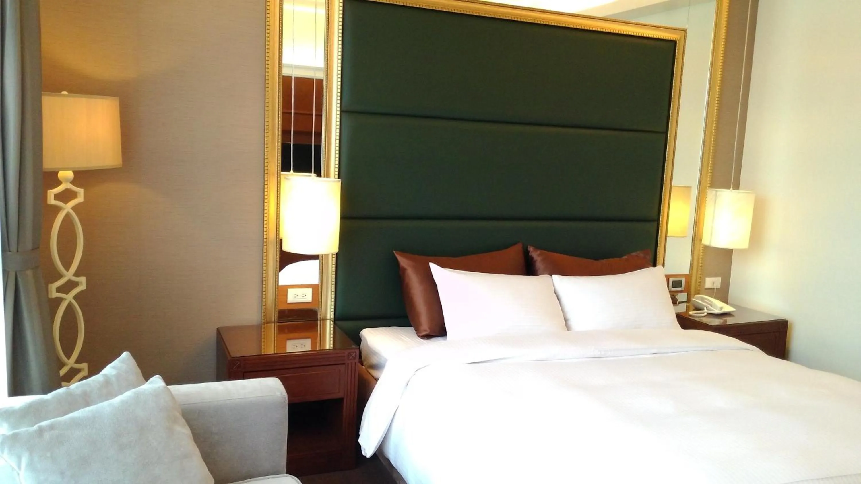 Bed in Hotel Modern Puli