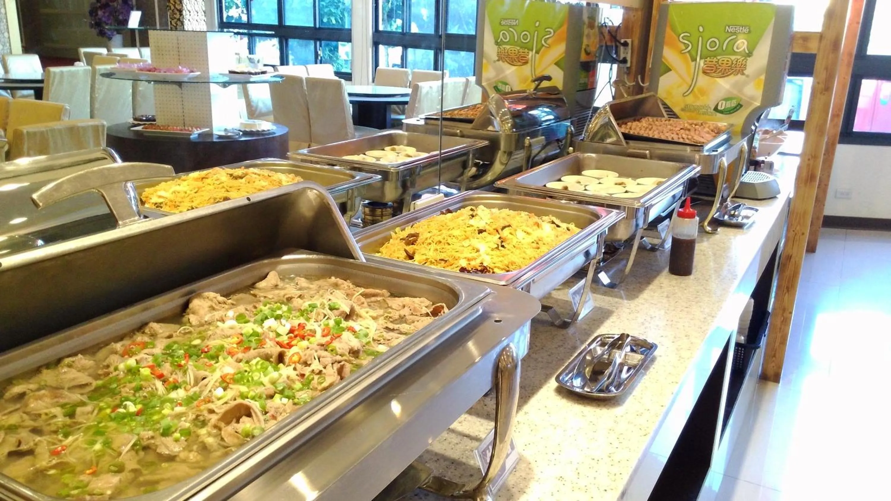 Breakfast in Hotel Modern Puli