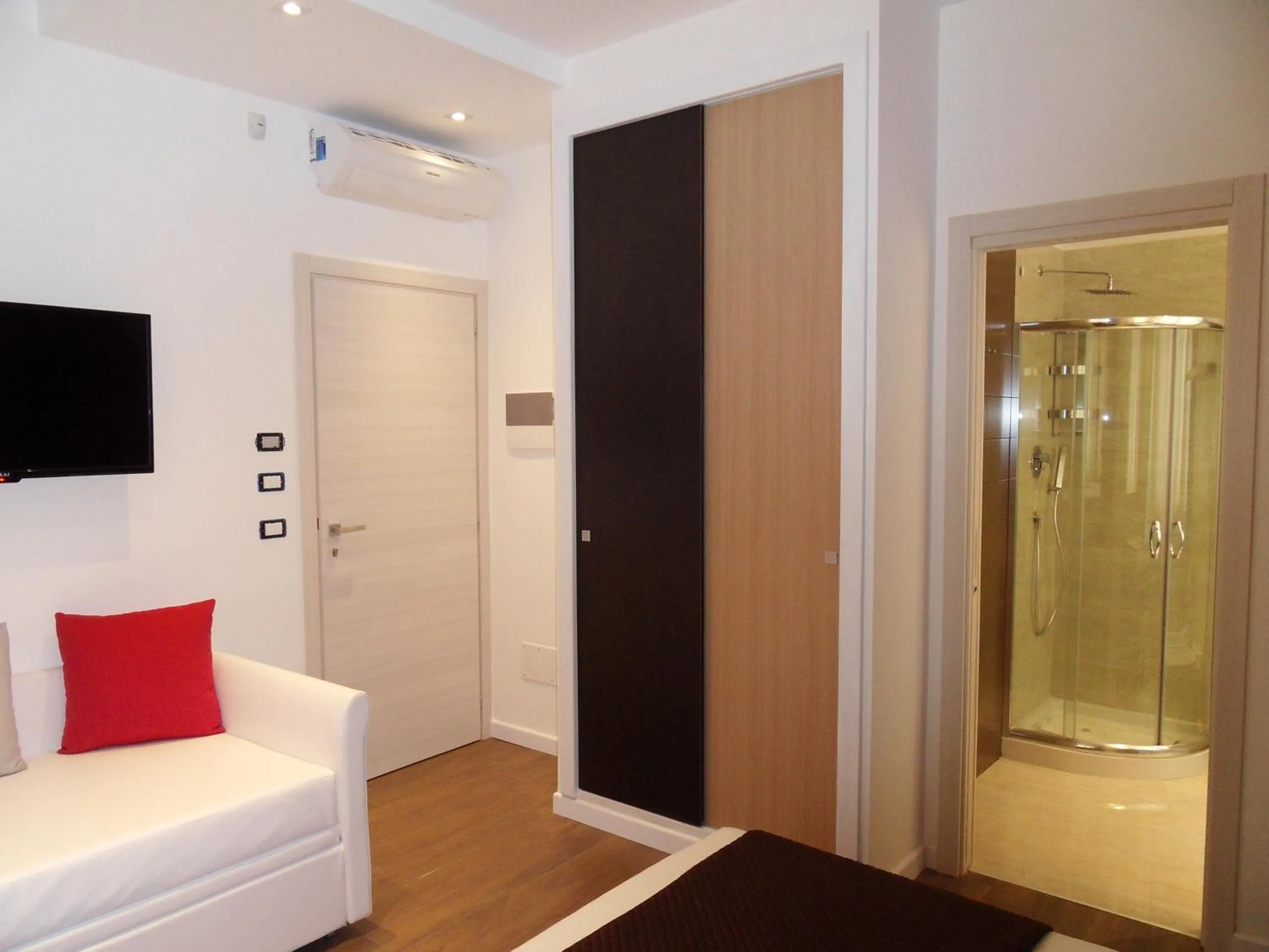 Bed in Conchiglia Suite