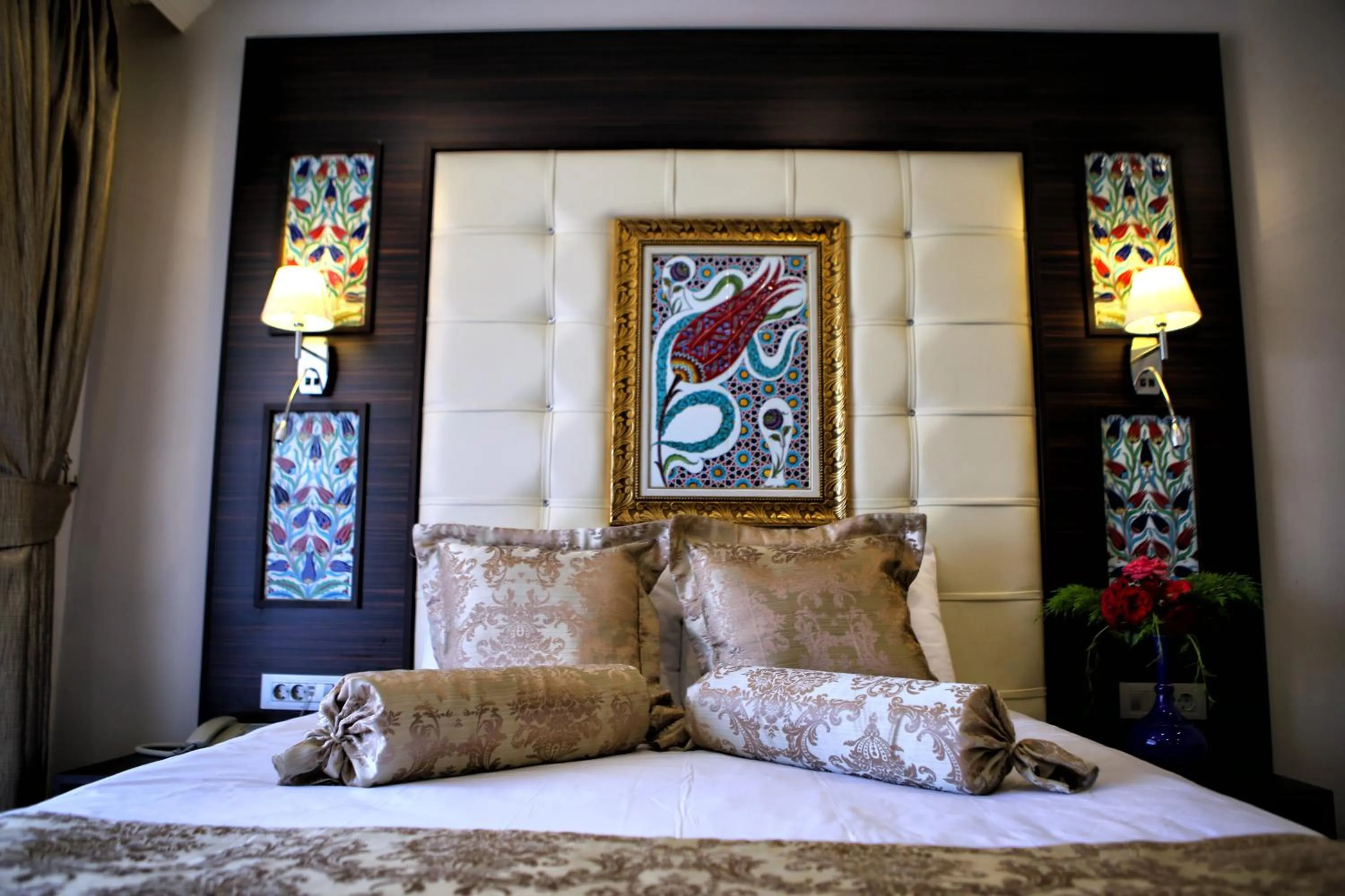 Decorative detail, Bed in Venus Suite Hotel