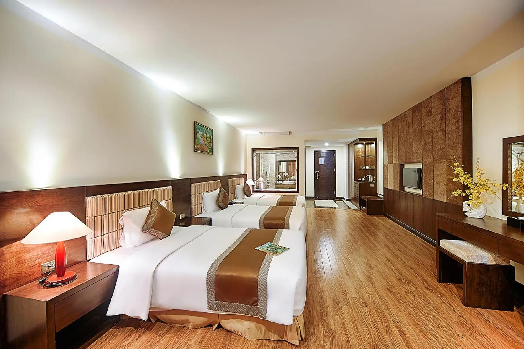 Text overlay, Bed in Muong Thanh Grand Cua Lo Hotel