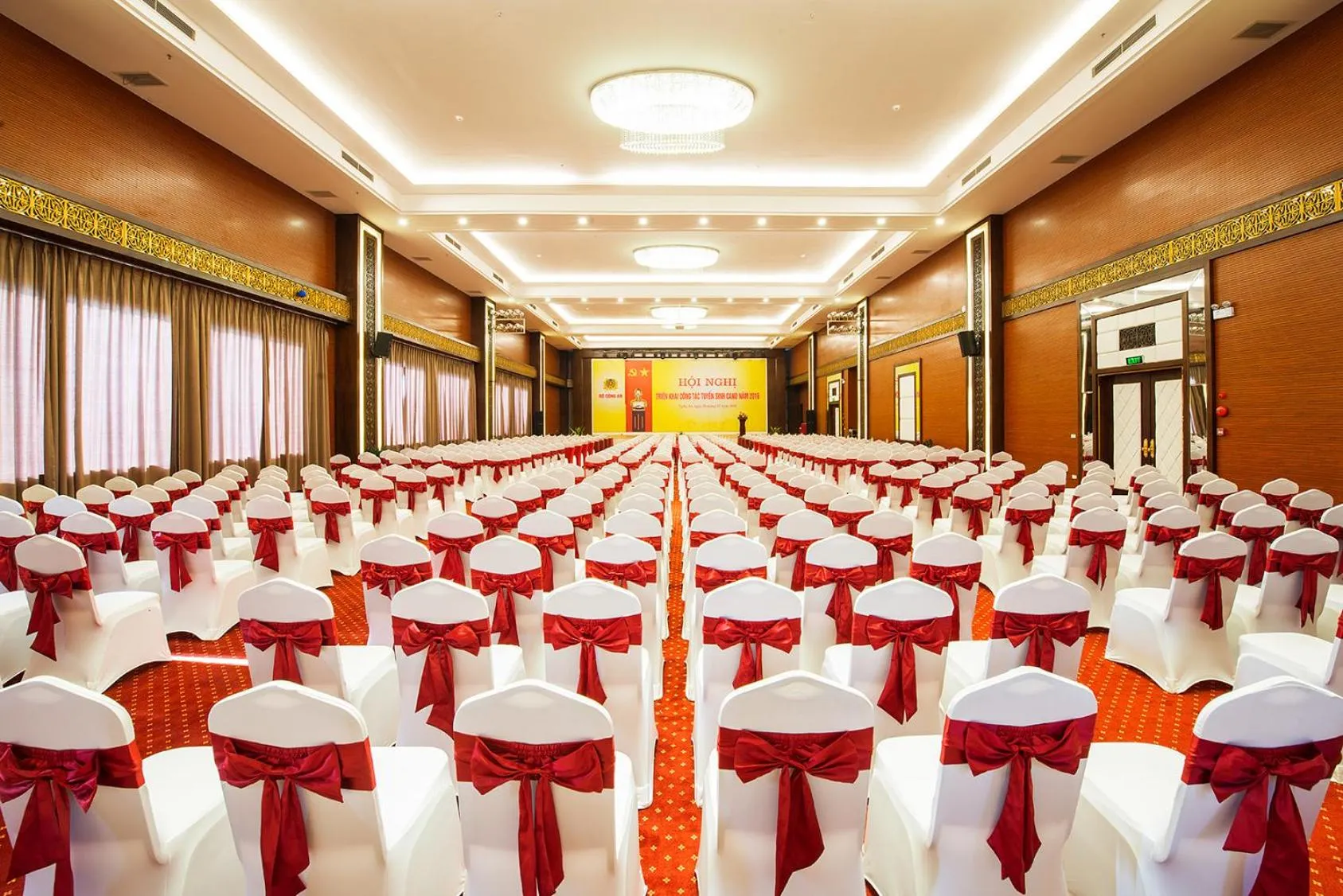 Banquet/Function facilities in Muong Thanh Grand Cua Lo Hotel