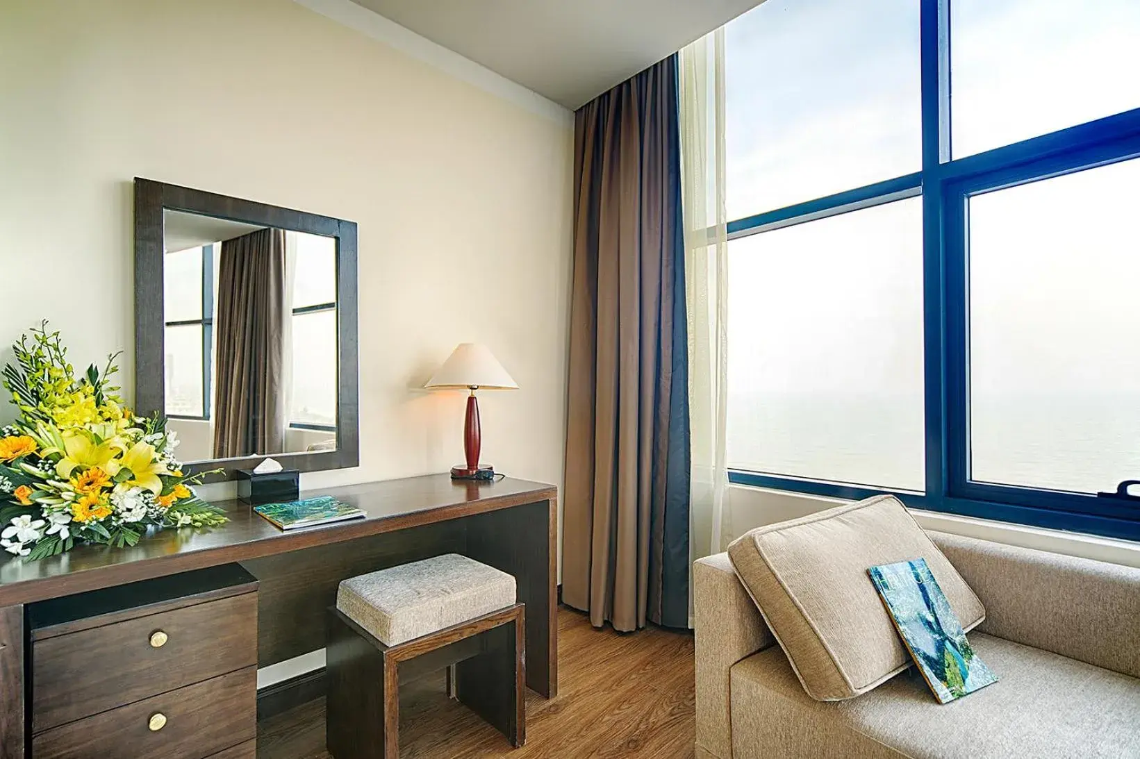 Deluxe King Room in Muong Thanh Grand Cua Lo Hotel Deluxe King Room in Muong Thanh Grand Cua Lo Hotel