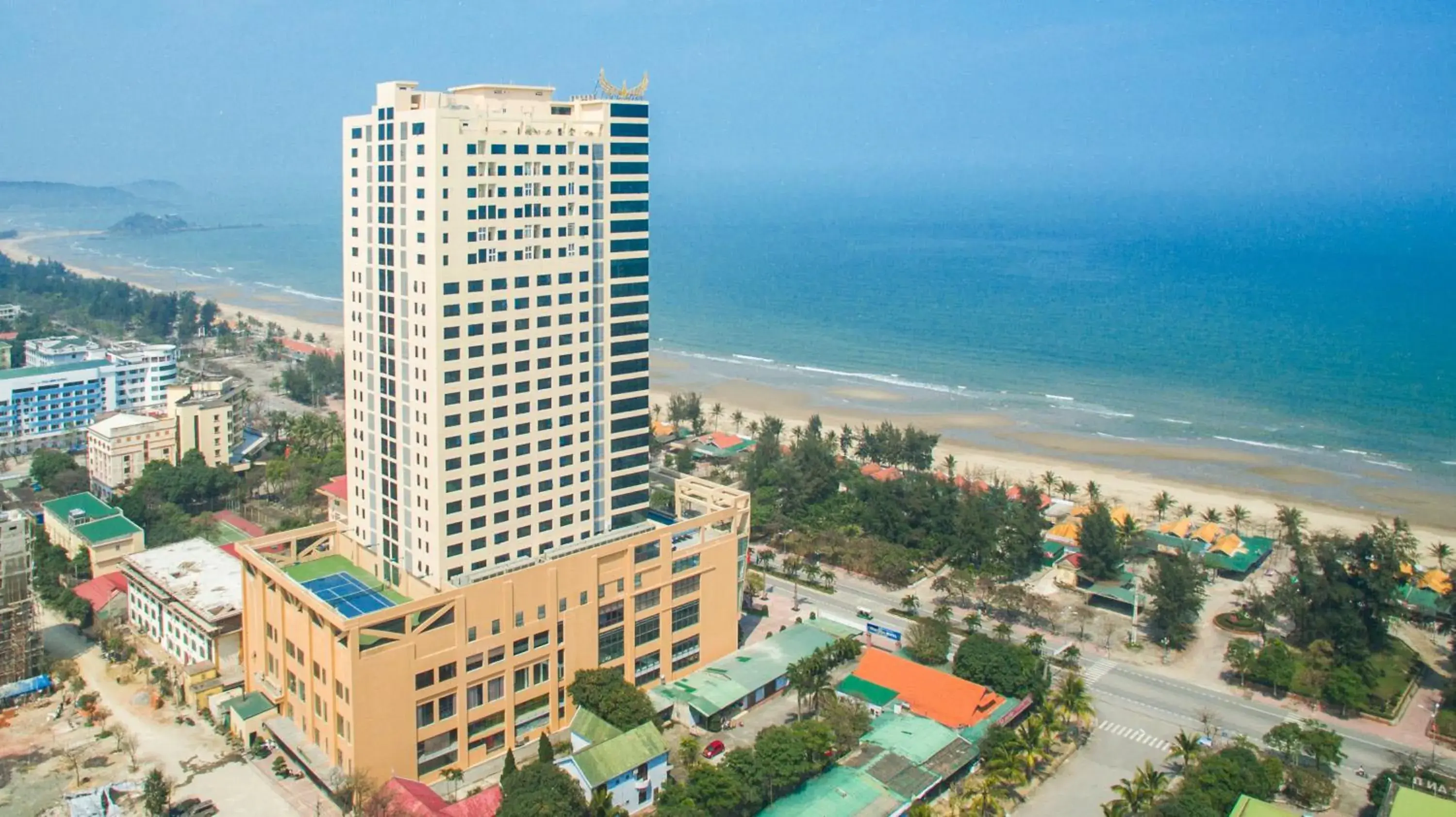 Property building in Muong Thanh Grand Cua Lo Hotel Property building in Muong Thanh Grand Cua Lo Hotel