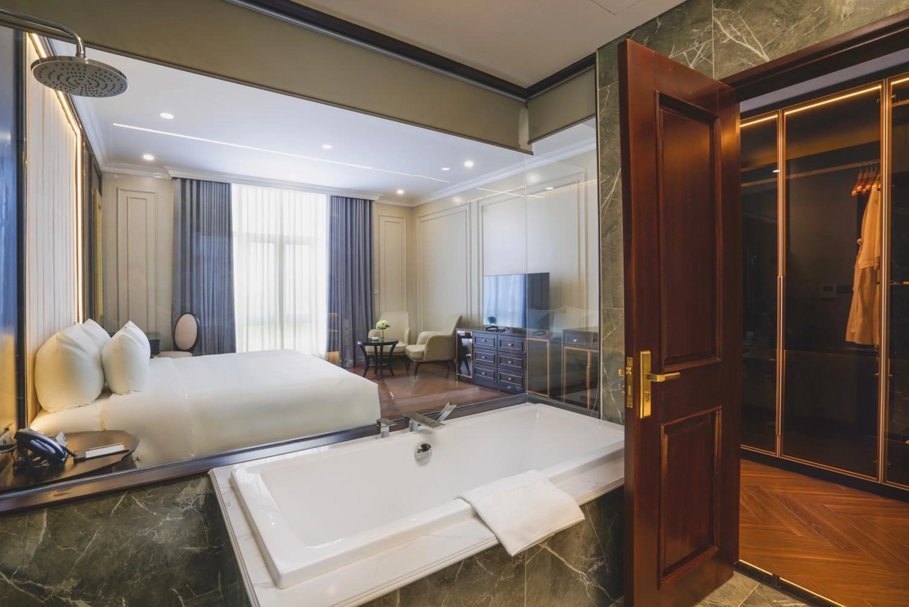 Bed in Adamo Hotel Hung Yen - Free Daily Access To The Jimjilbang