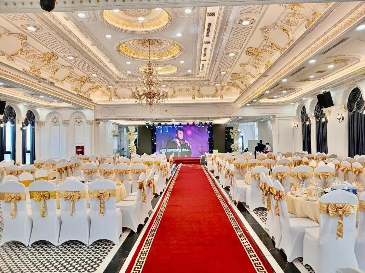 Meeting/conference room in Adamo Hotel Hung Yen - Free Daily Access To The Jimjilbang