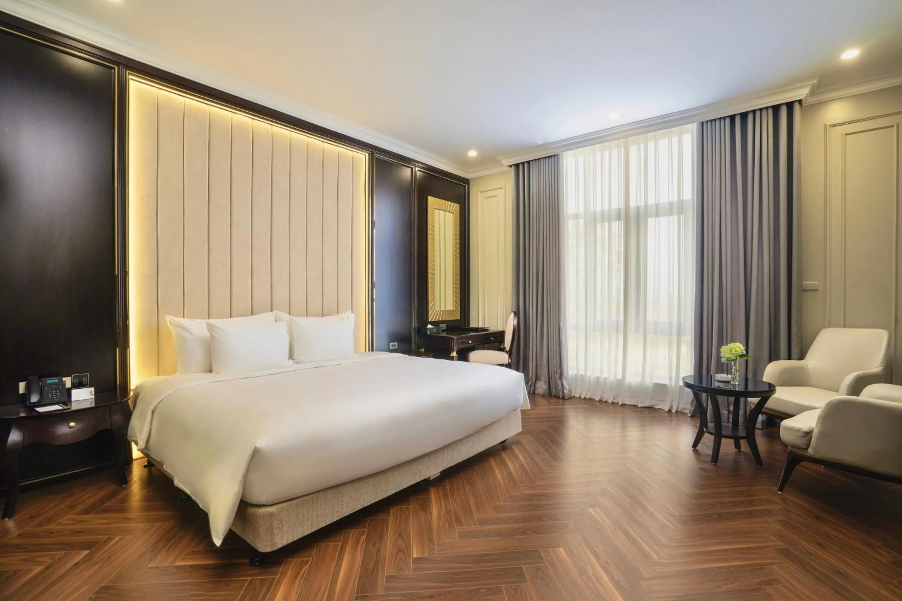 Bed in Adamo Hotel Hung Yen - Free Daily Access To The Jimjilbang