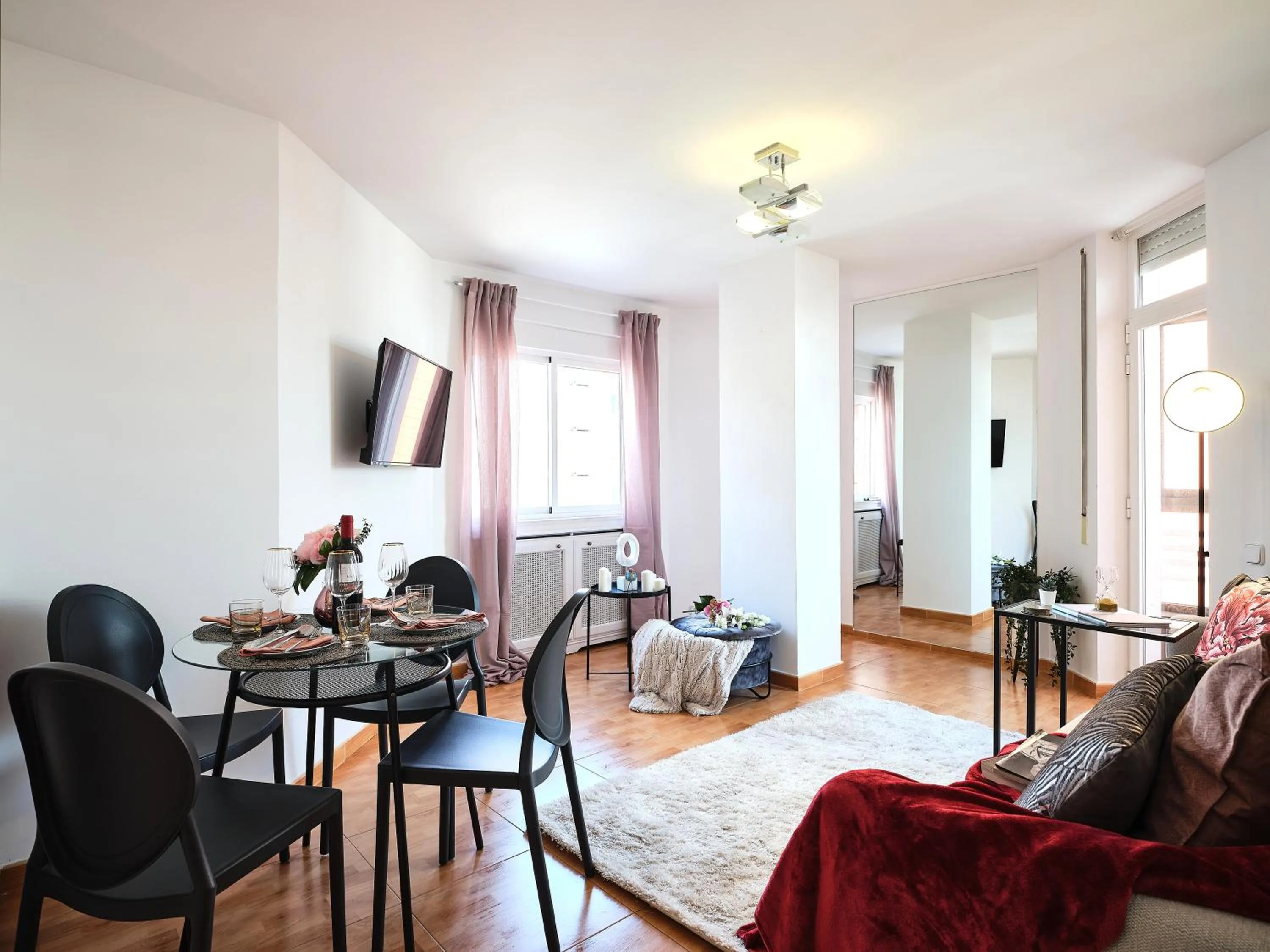 One-Bedroom Apartment in My City Home - Elegante apartamento en Chamberí