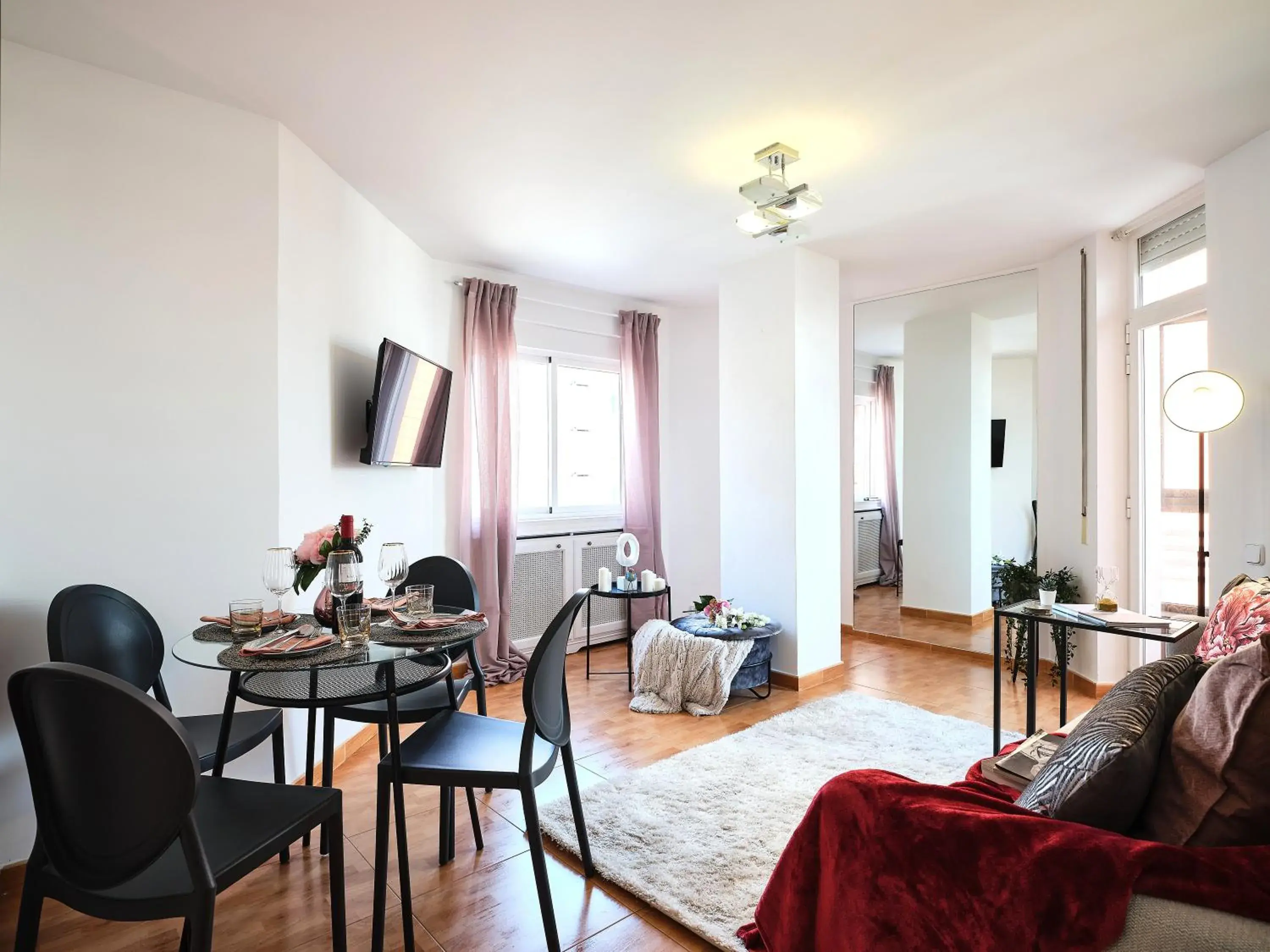 One-Bedroom Apartment in My City Home - Elegante apartamento en Chamberí One-Bedroom Apartment in My City Home - Elegante apartamento en Chamberí