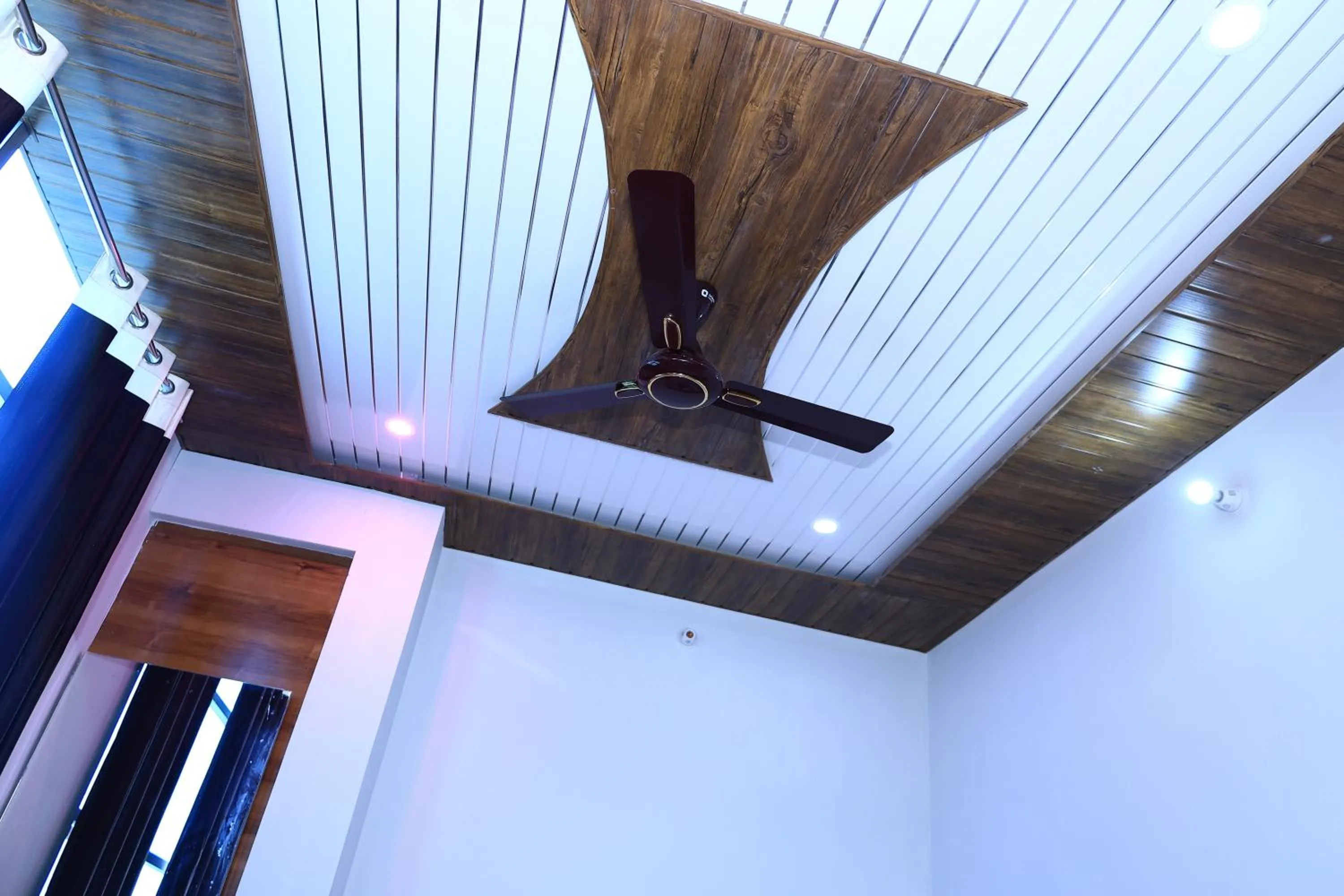 Hotel SHIV SHAKTI PALACE