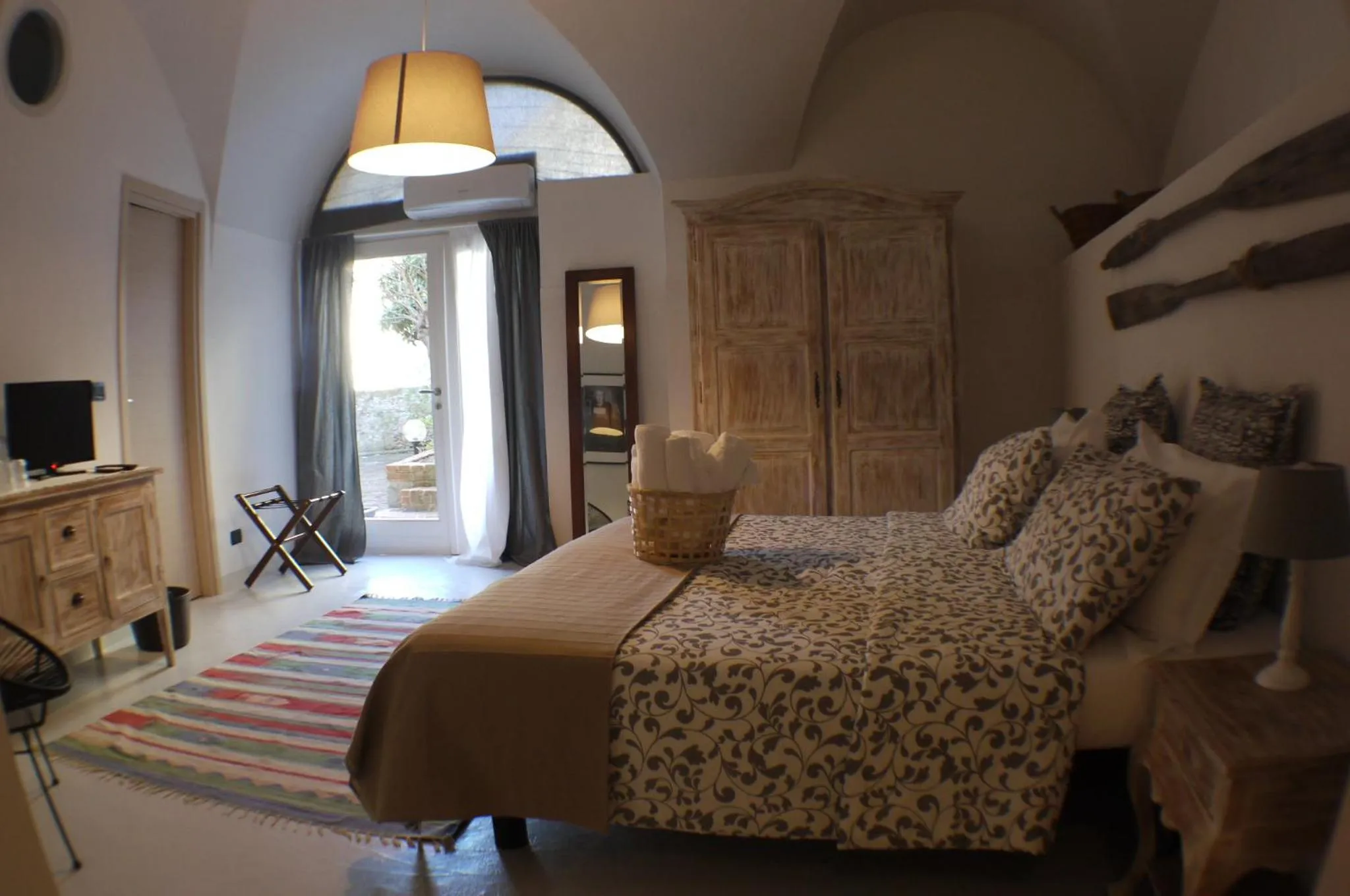 Bed in Villa Salvarezza