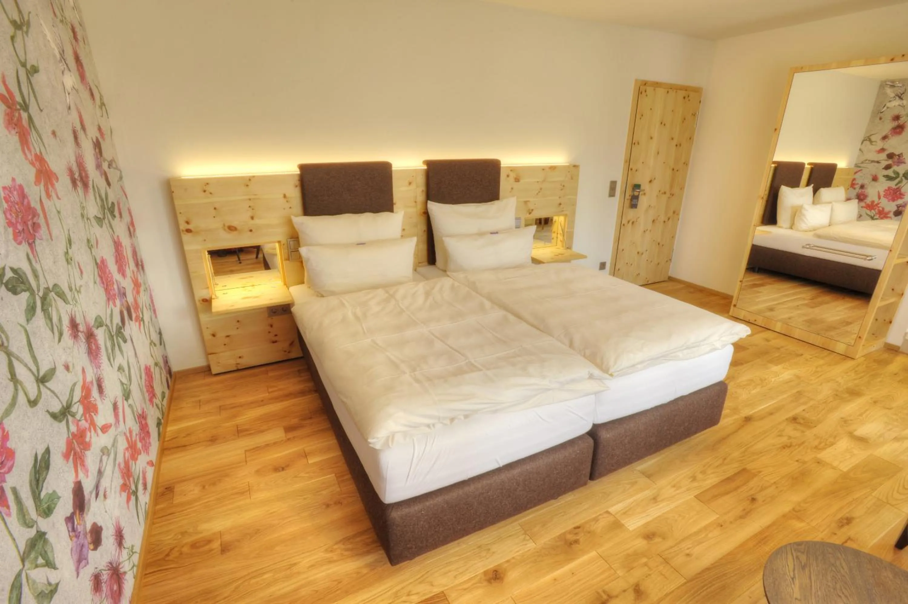 Photo of the whole room, Bed in Gasthof Rössle