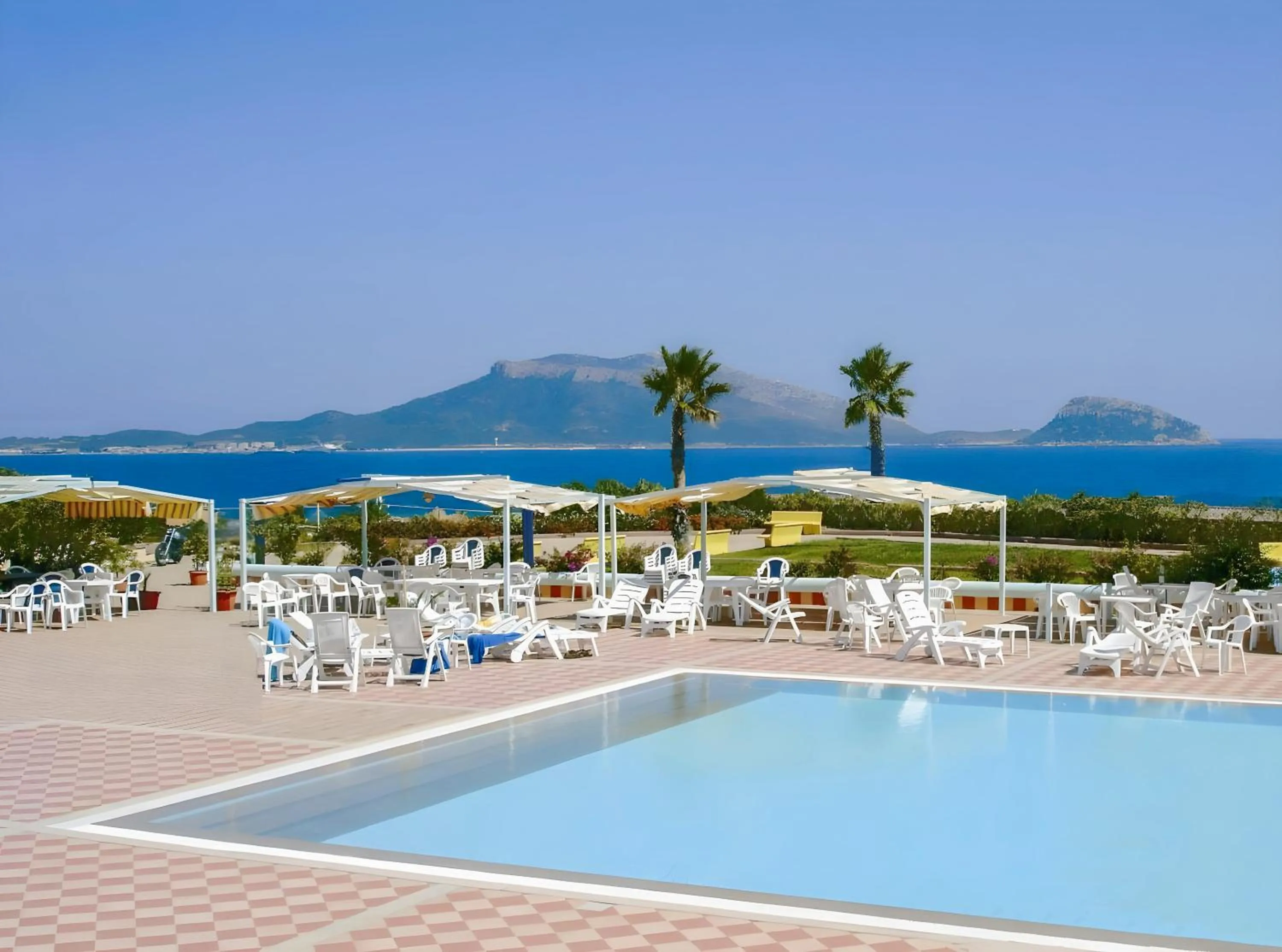 Swimming pool in Hotiday Golfo Aranci