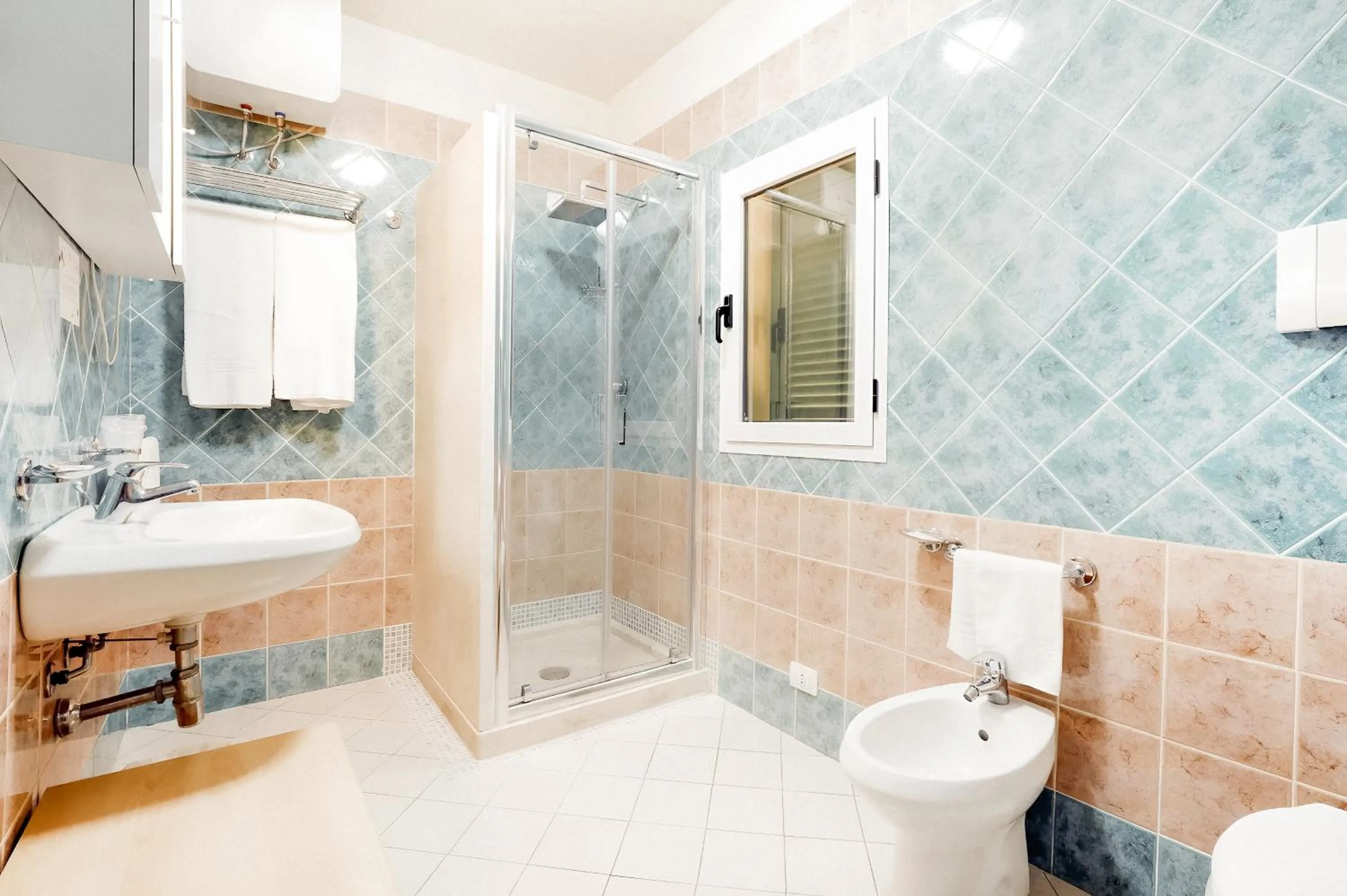 Bathroom in Hotiday Golfo Aranci