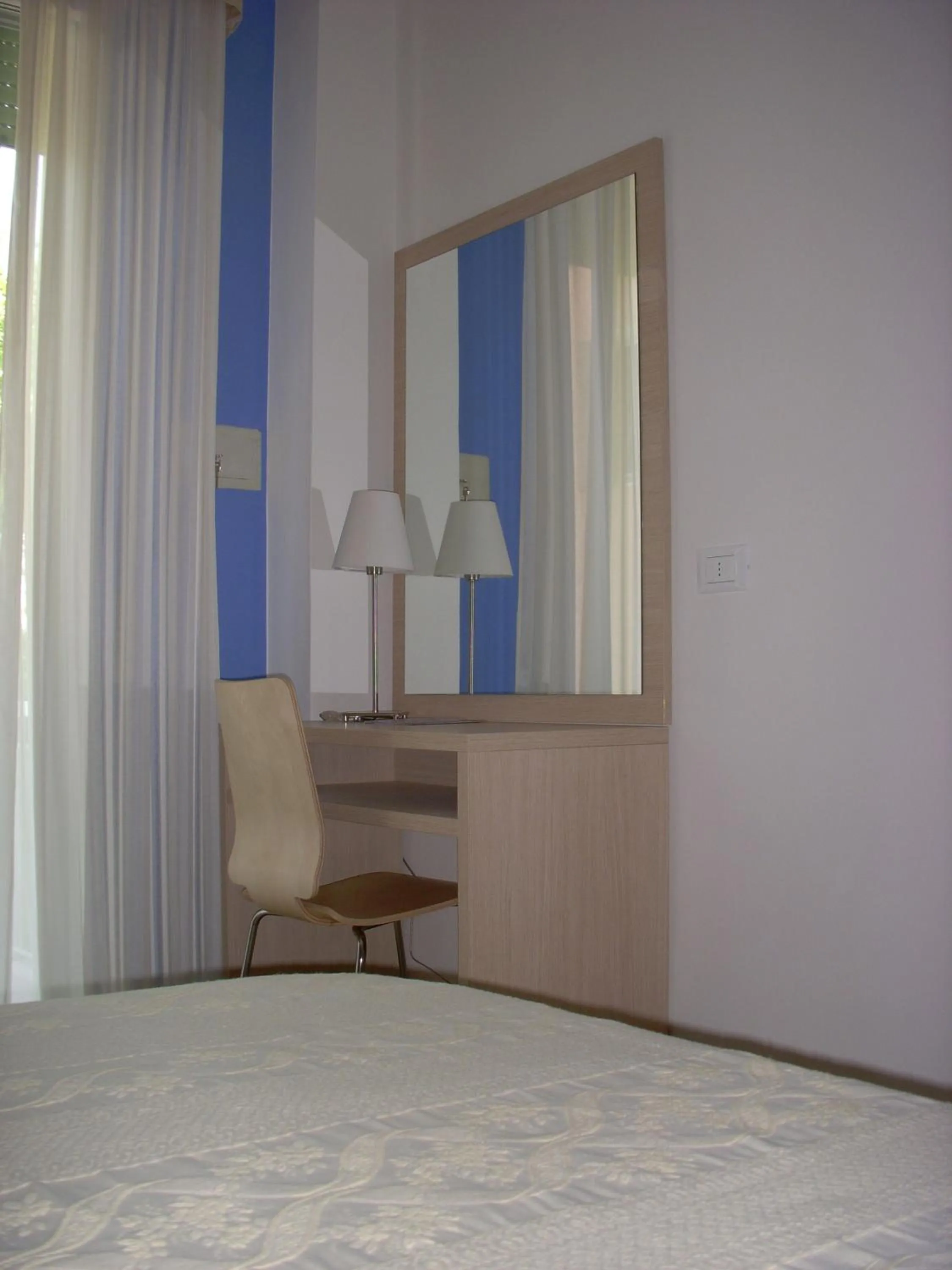 Decorative detail, Bed in Hotel Mary Fleur