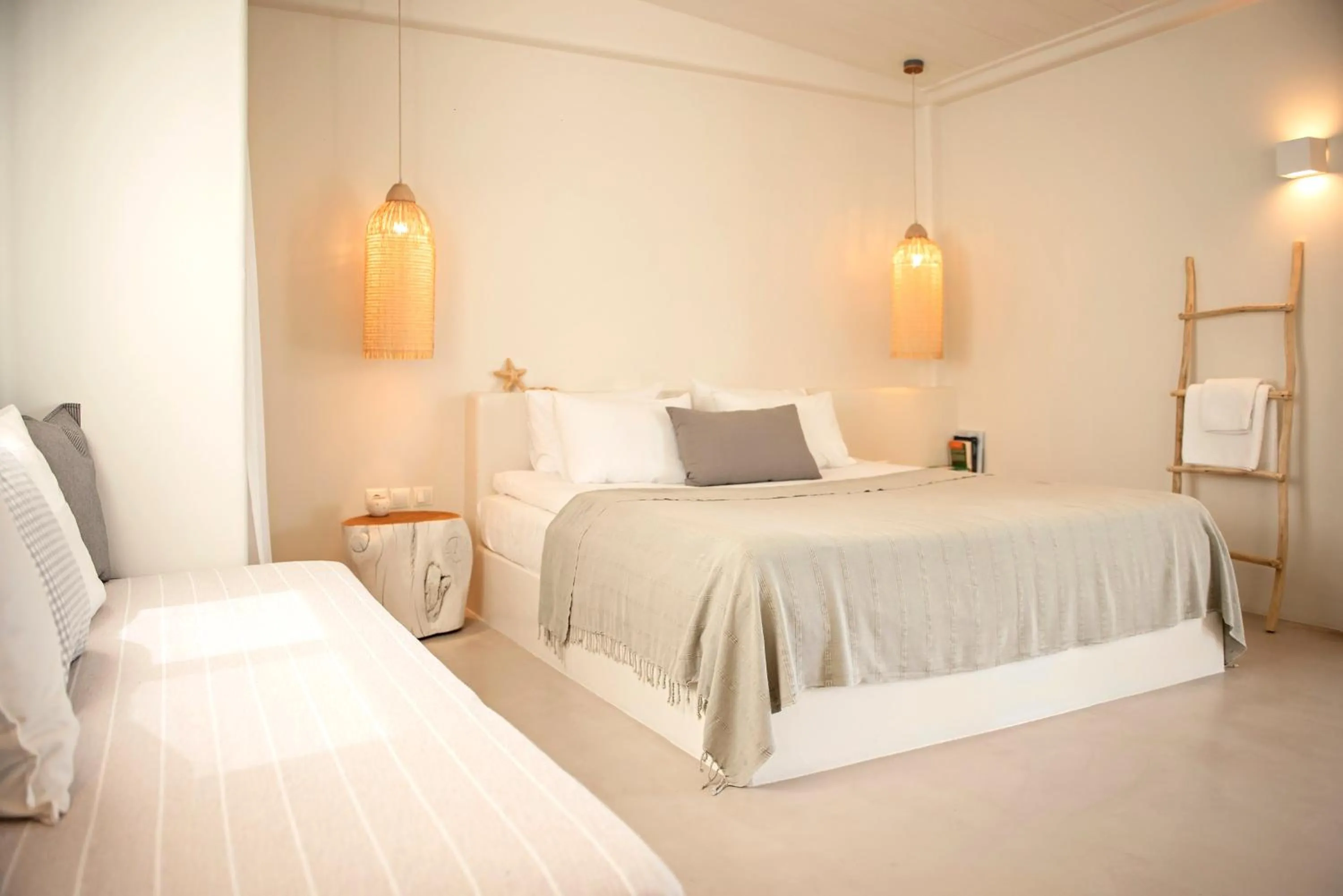 Bedroom, Bed in Ta Spitakia