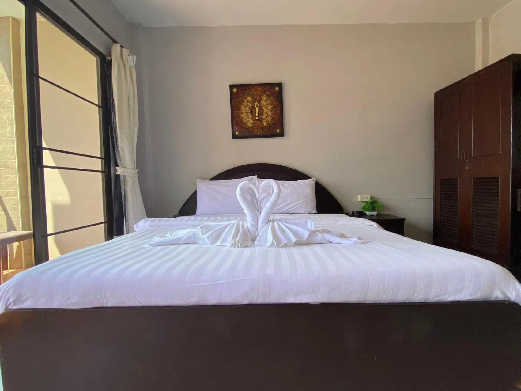 Bed in L&K2023 Residence