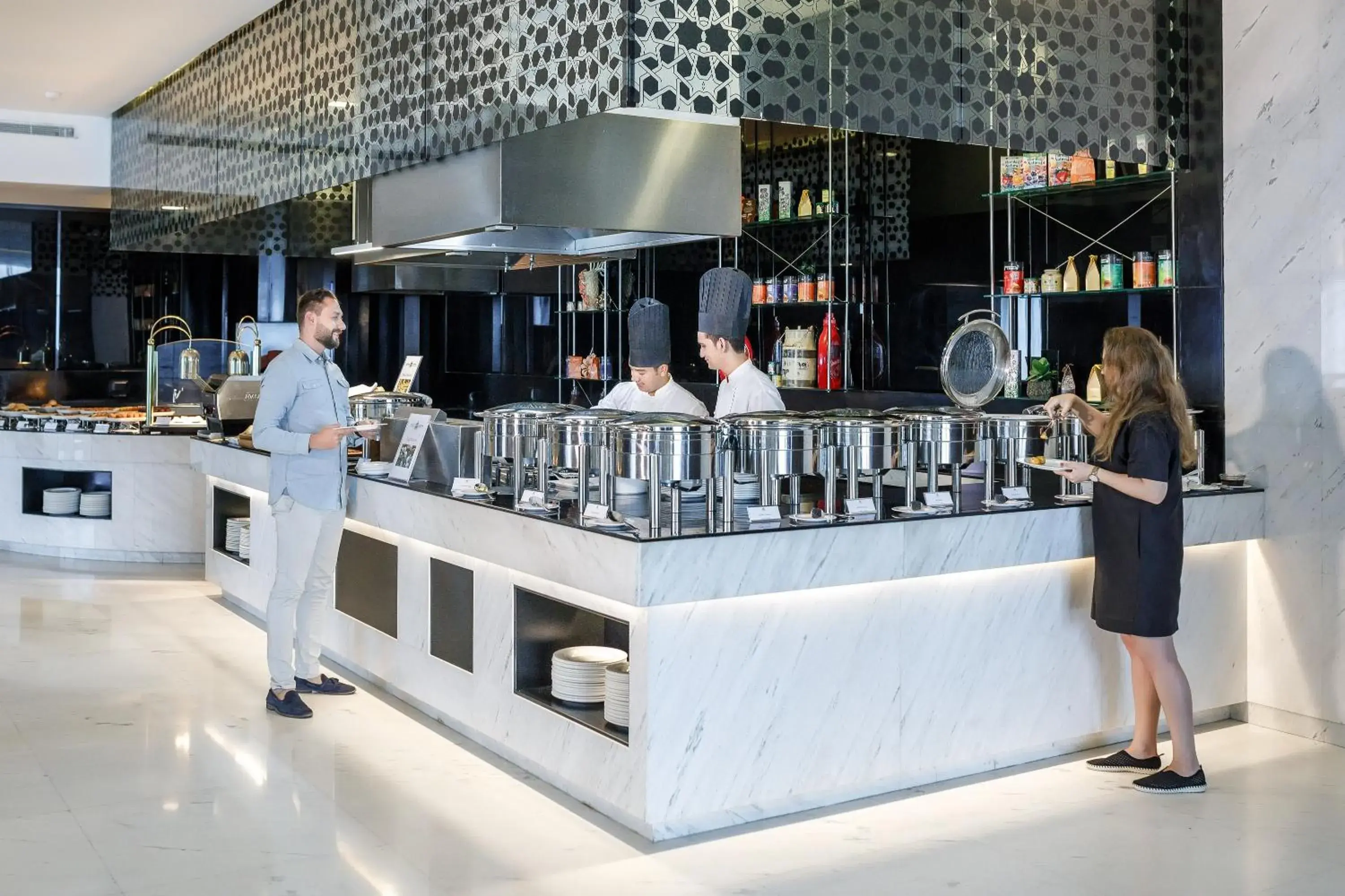 Restaurant/places to eat in Royal M Hotel Fujairah by Gewan Restaurant/places to eat in Royal M Hotel Fujairah by Gewan