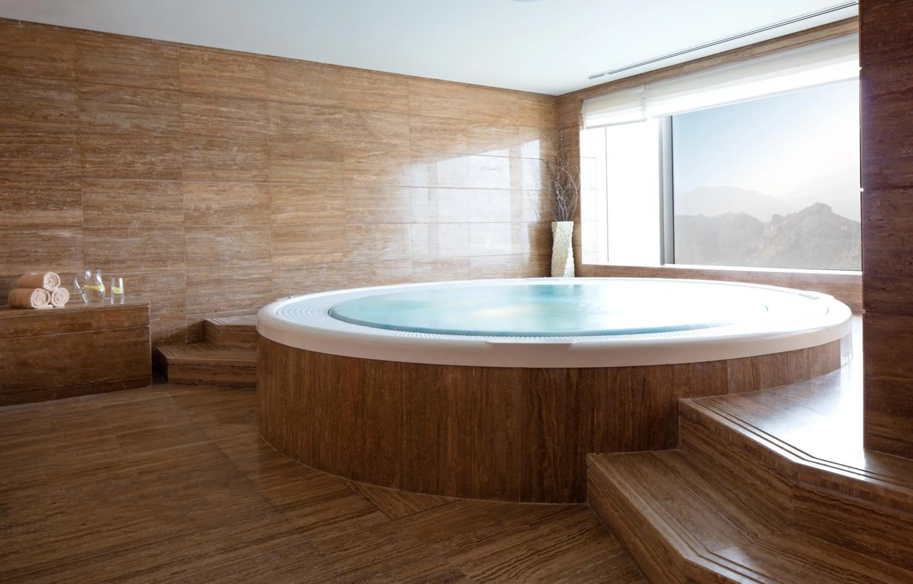 Property building in Royal M Hotel Fujairah by Gewan