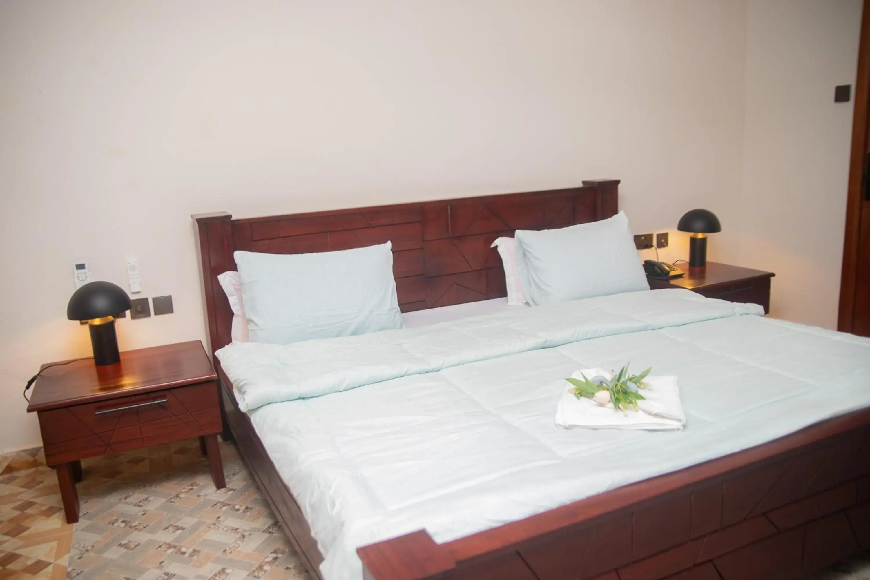 King Room with Balcony in Pito Guest House King Room with Balcony in Pito Guest House