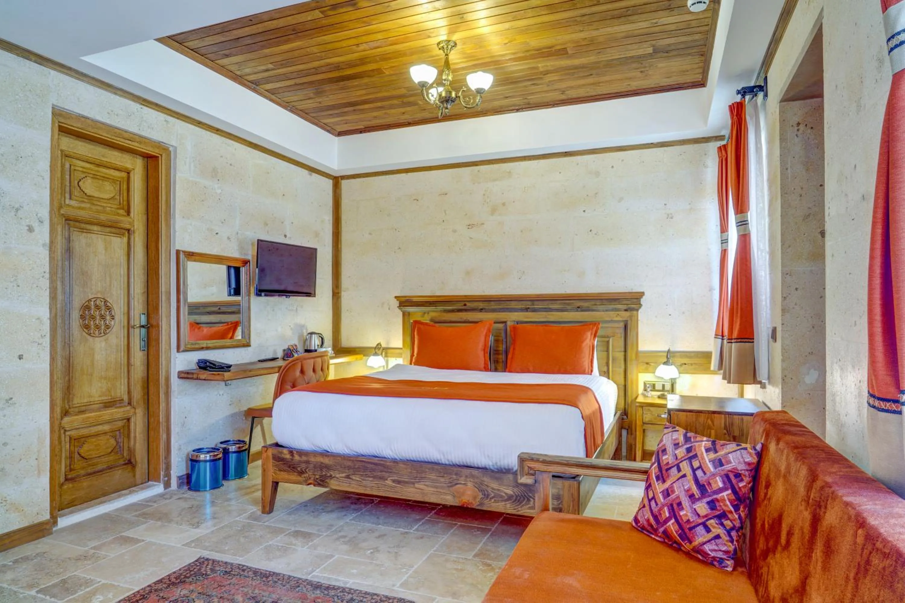 Photo of the whole room, Bed in Unique Cappadocia Palace