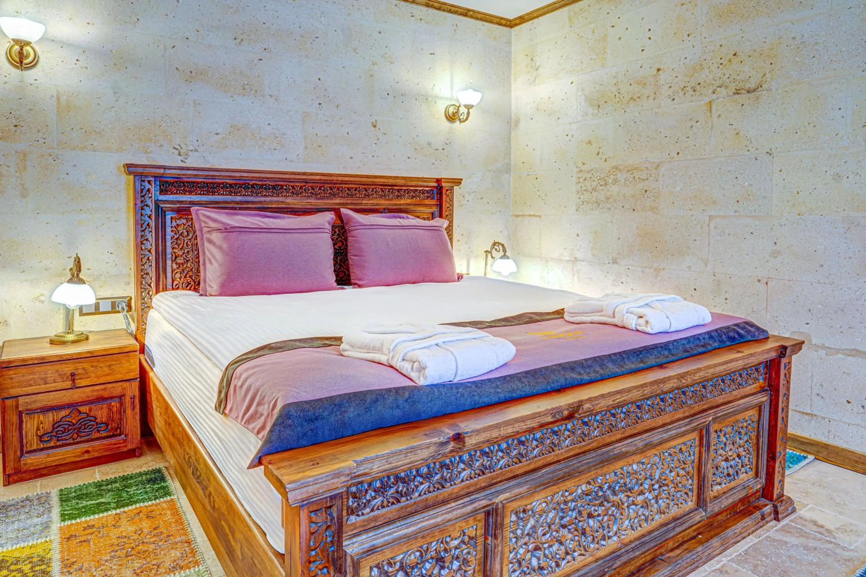 Photo of the whole room, Bed in Unique Cappadocia Palace