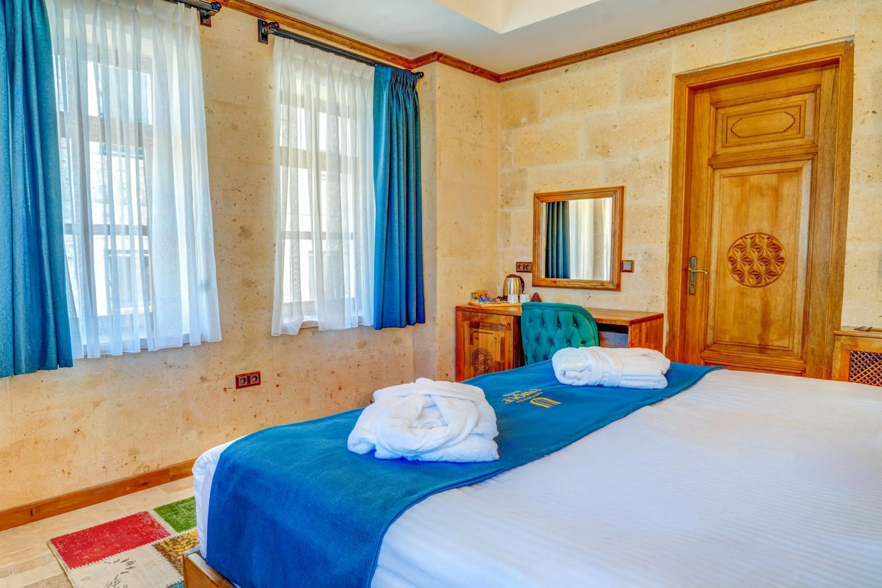 Photo of the whole room, Bed in Unique Cappadocia Palace