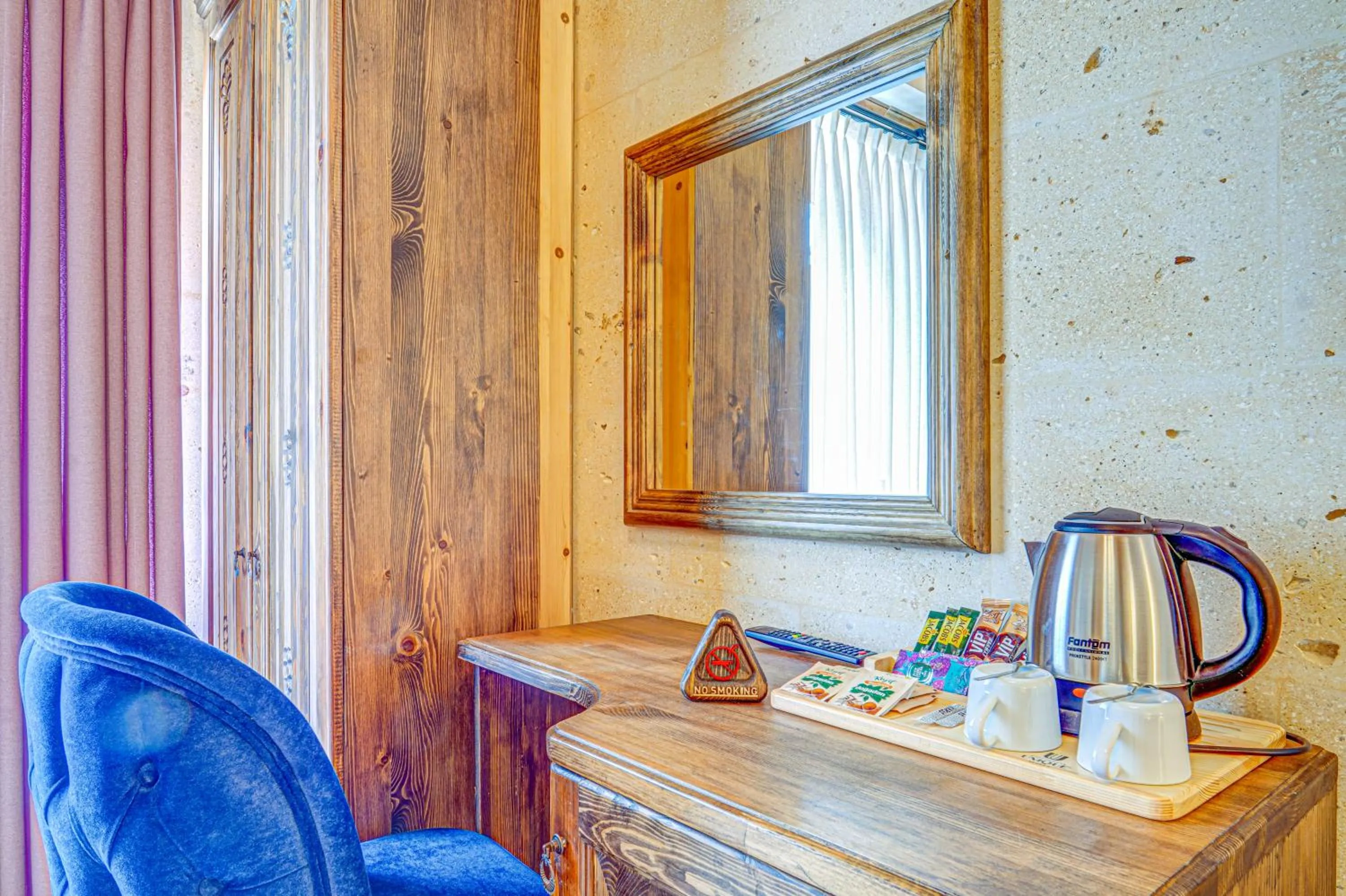 Coffee/tea facilities in Unique Cappadocia Palace