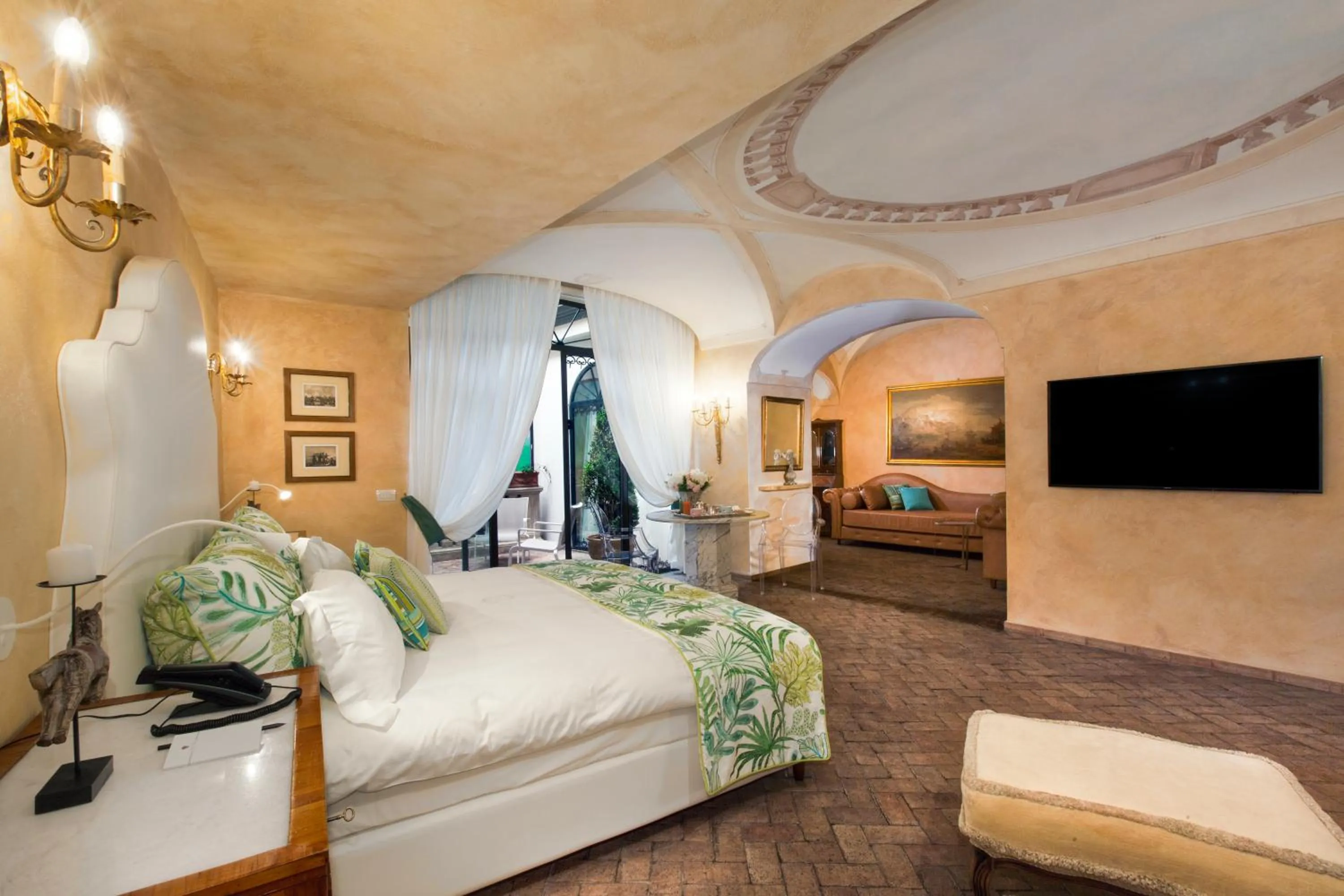 Photo of the whole room, Bed in Palazzo Marziale