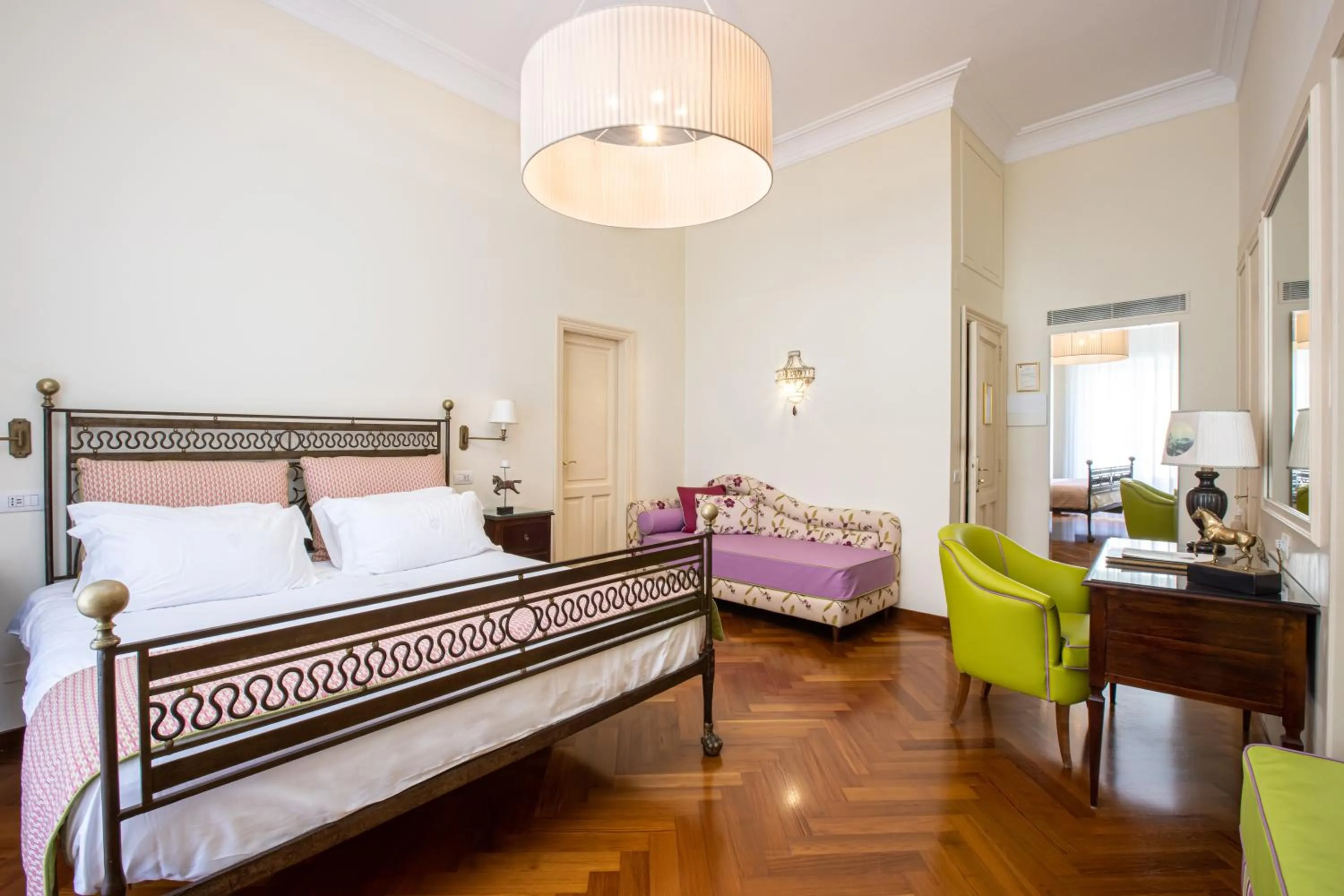 Photo of the whole room, Bed in Palazzo Marziale