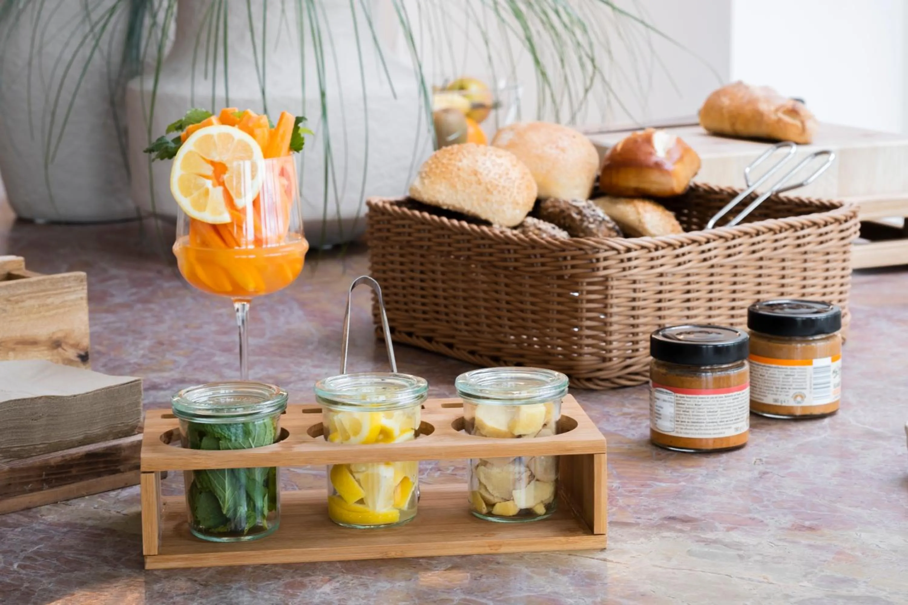 Breakfast in Das Kaya Hotel Stuttgart Airport Messe