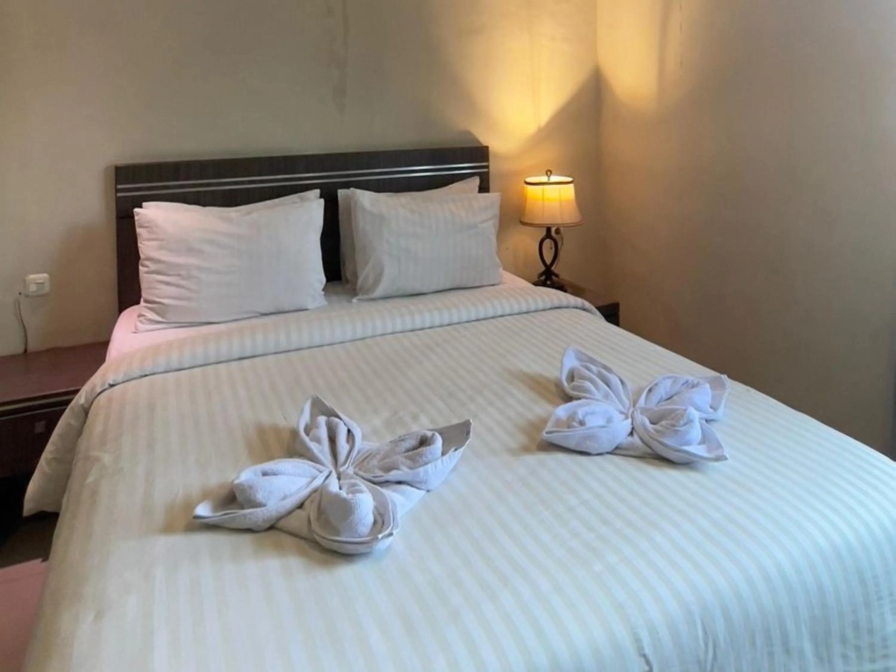 Bed in A'rabia Style Hotel Sriwijaya